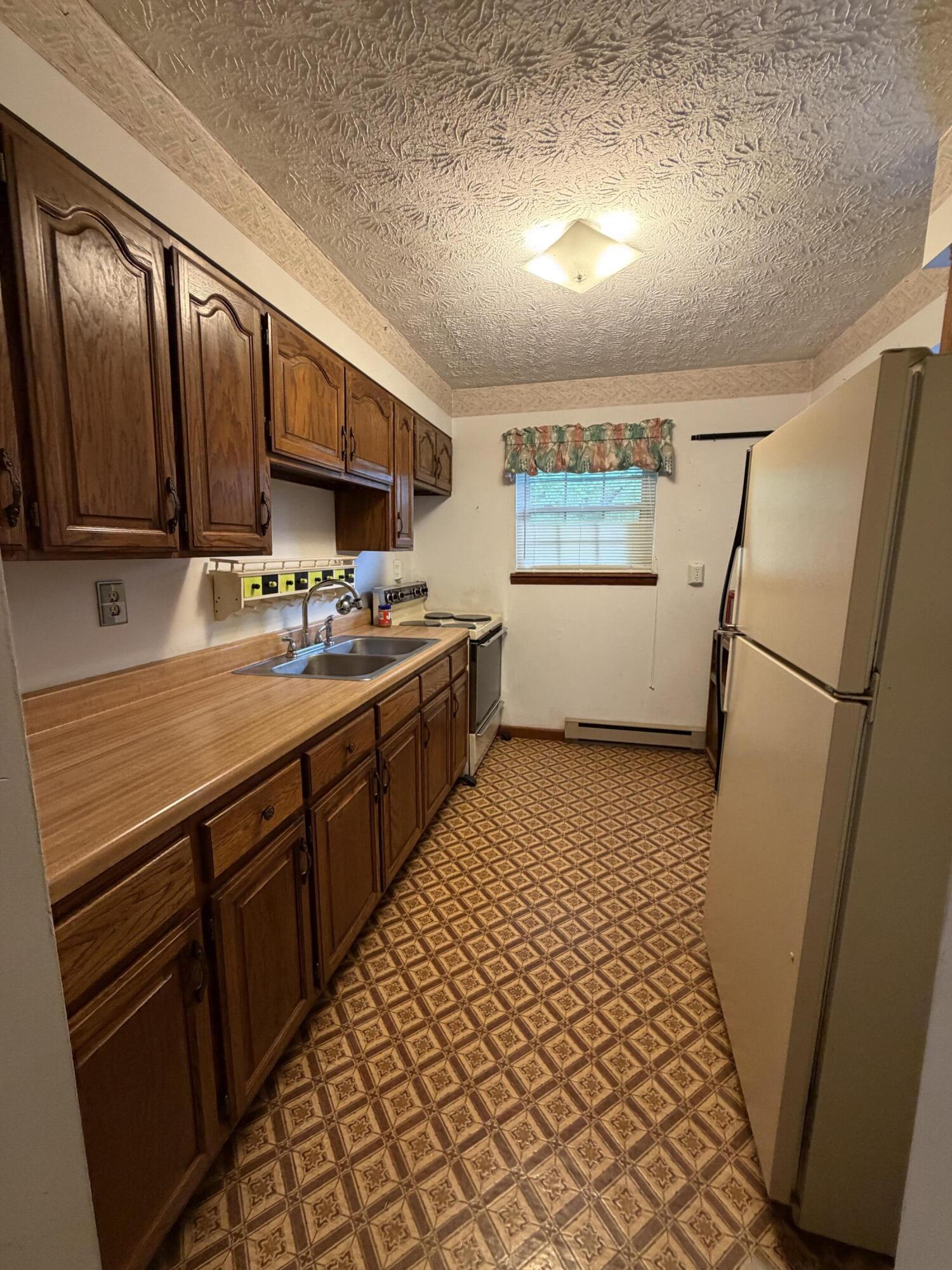 60 Grover Whitehead Road Property Photo 6