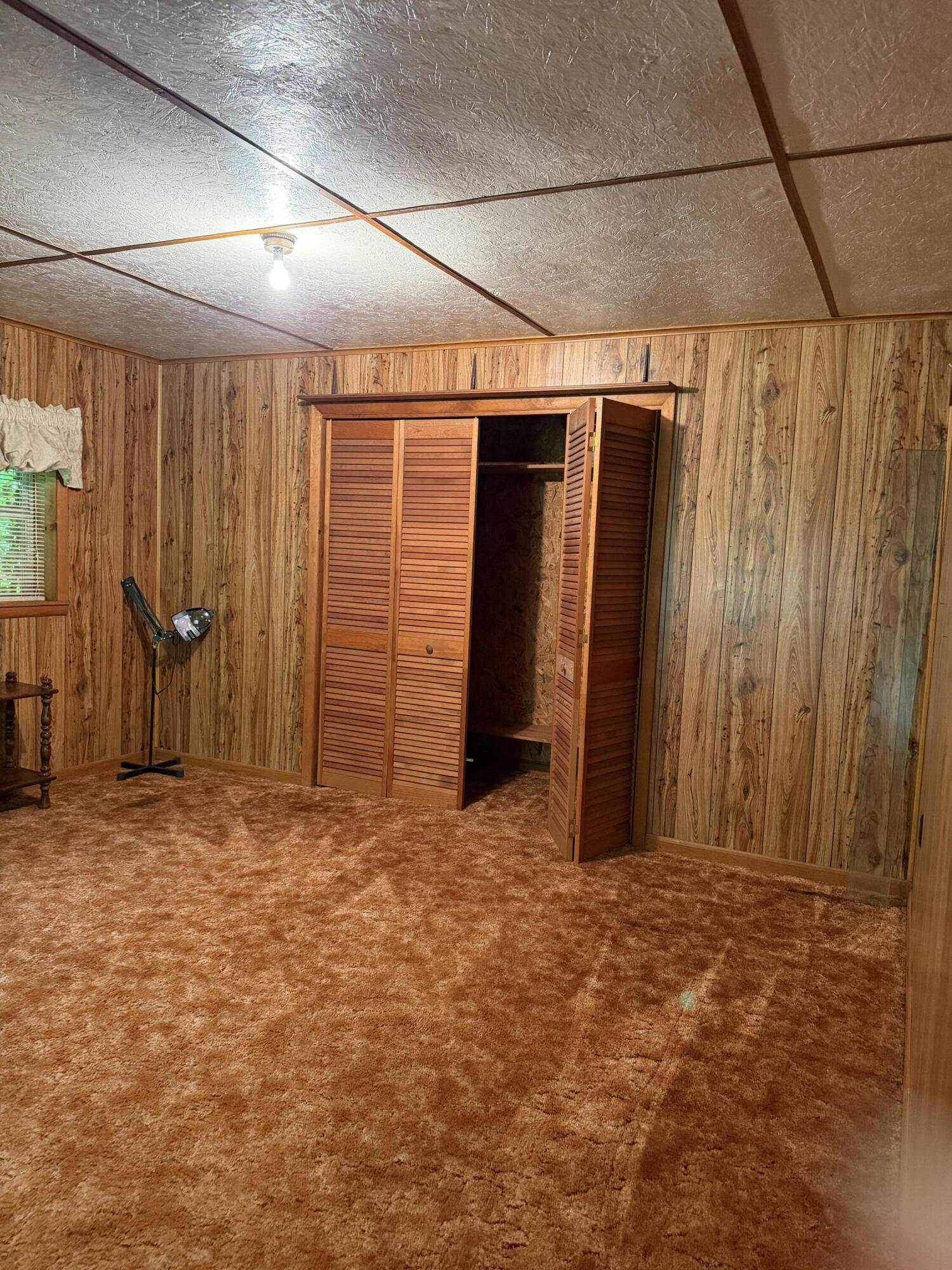 60 Grover Whitehead Road Property Photo 8