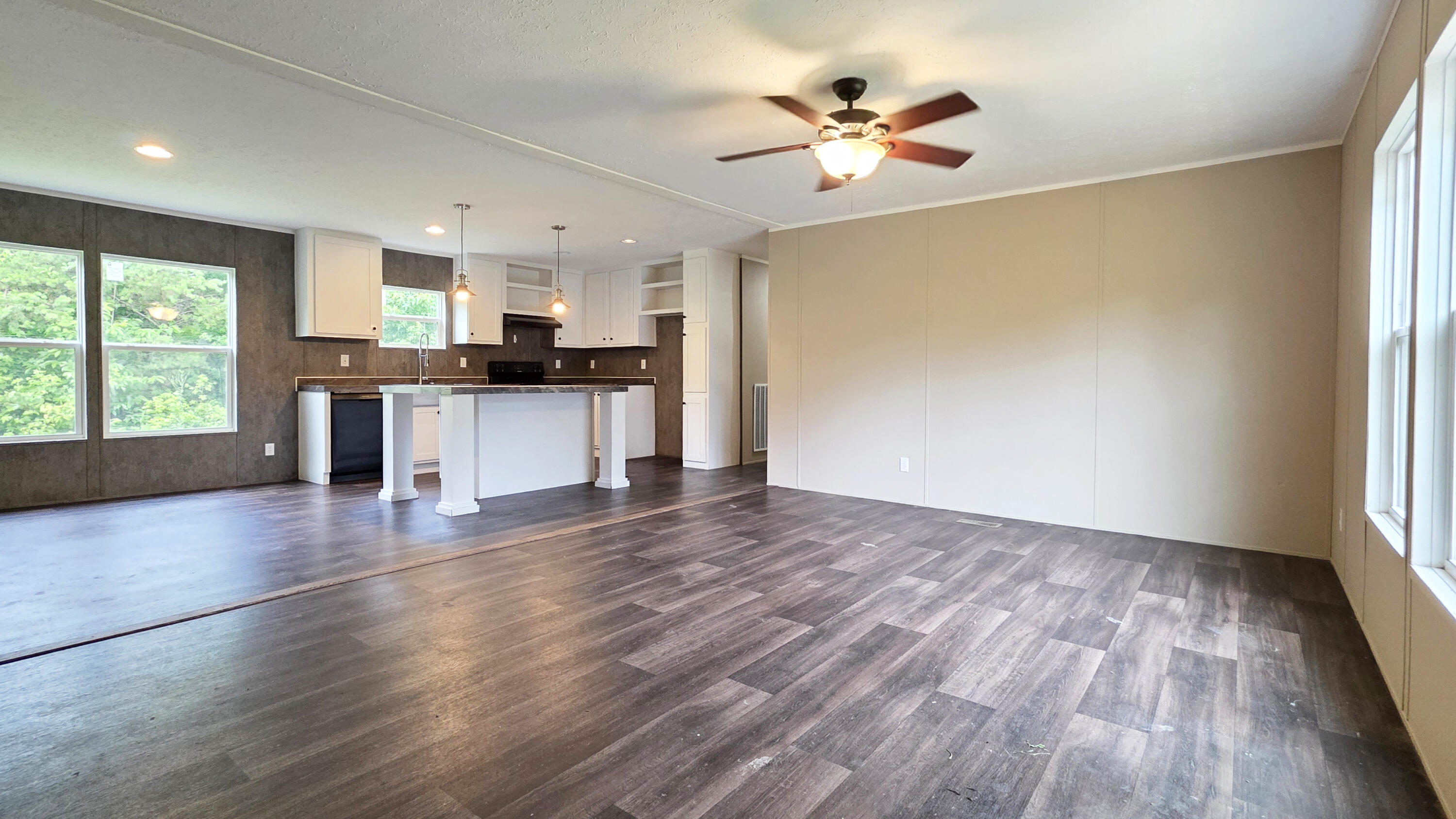 89 Tower Road Property Photo 2