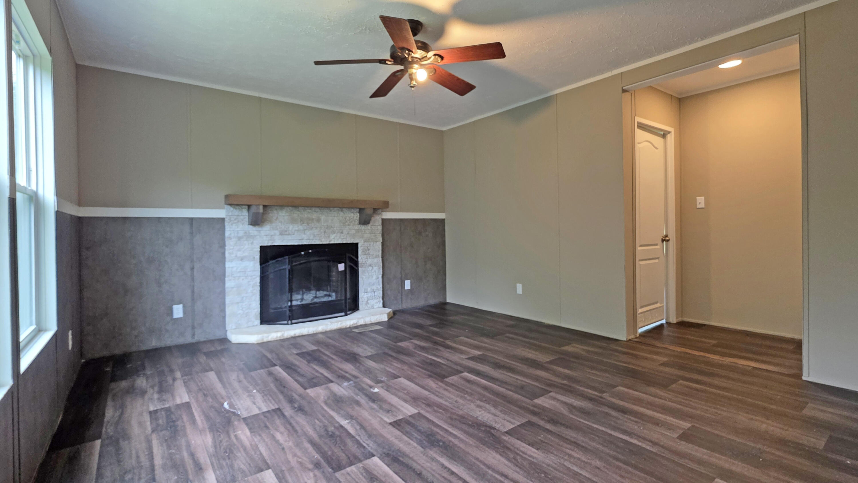 89 Tower Road Property Photo 15