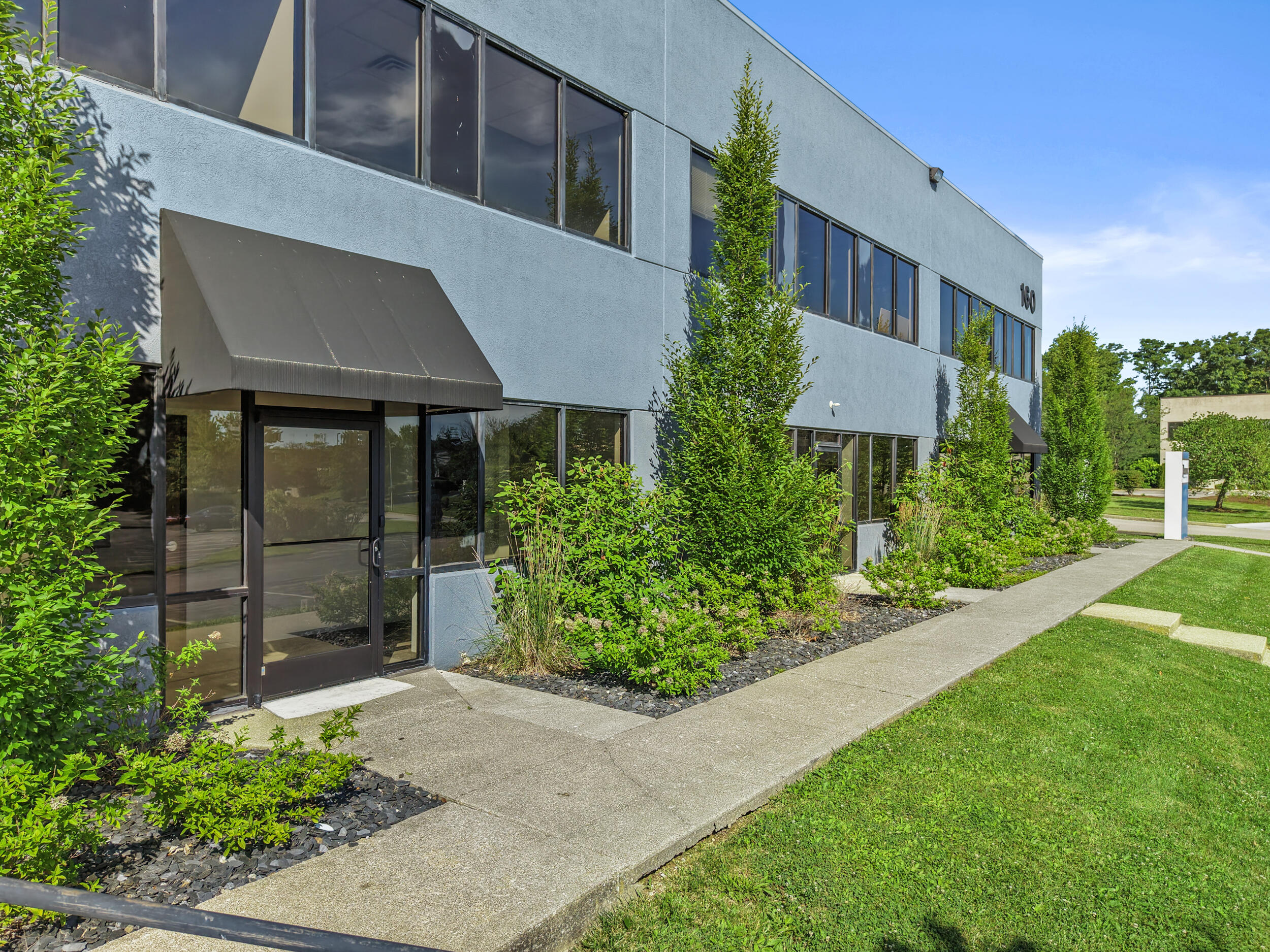 160 Prosperous Place Property Photo 8