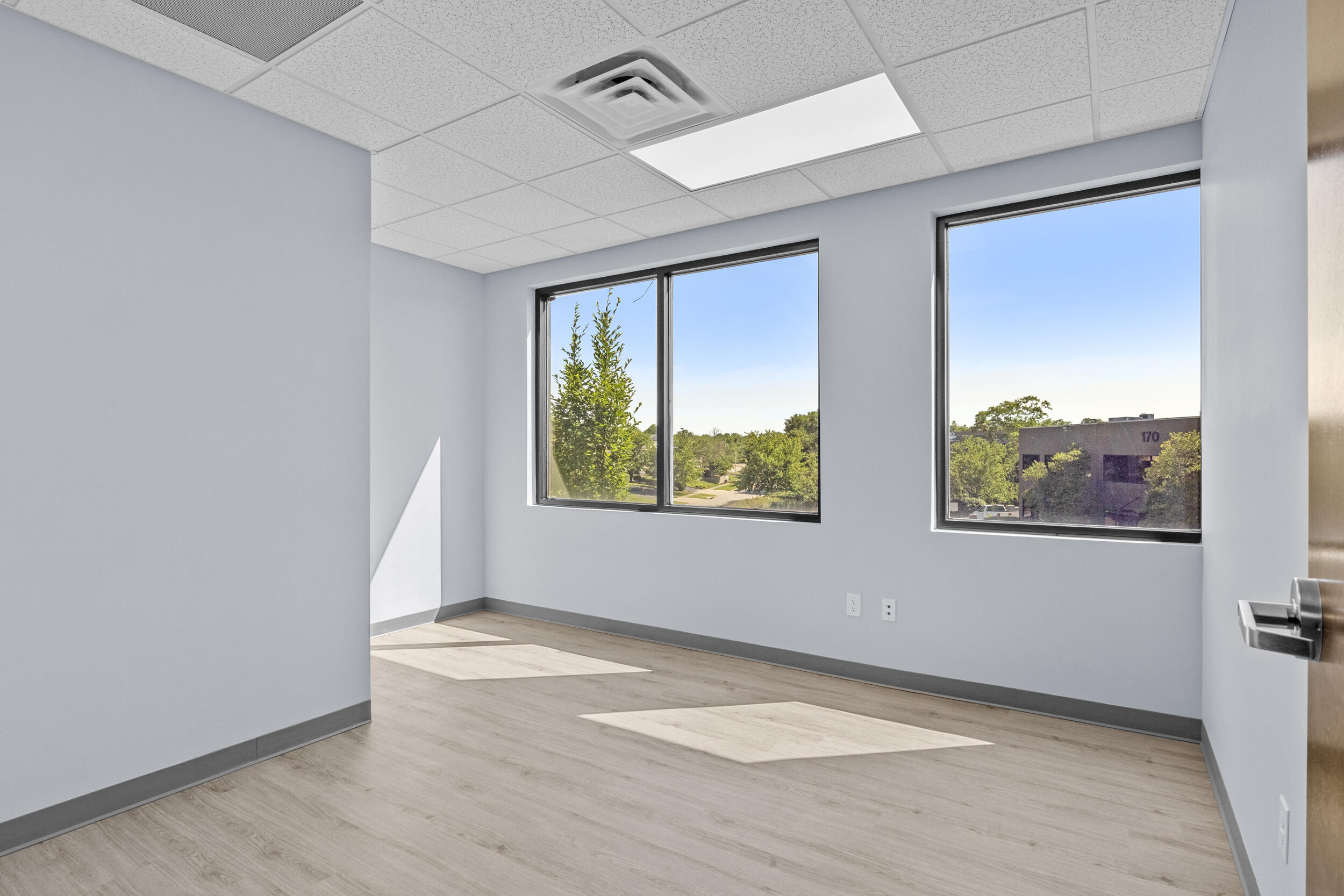 160 Prosperous Place Property Photo 42