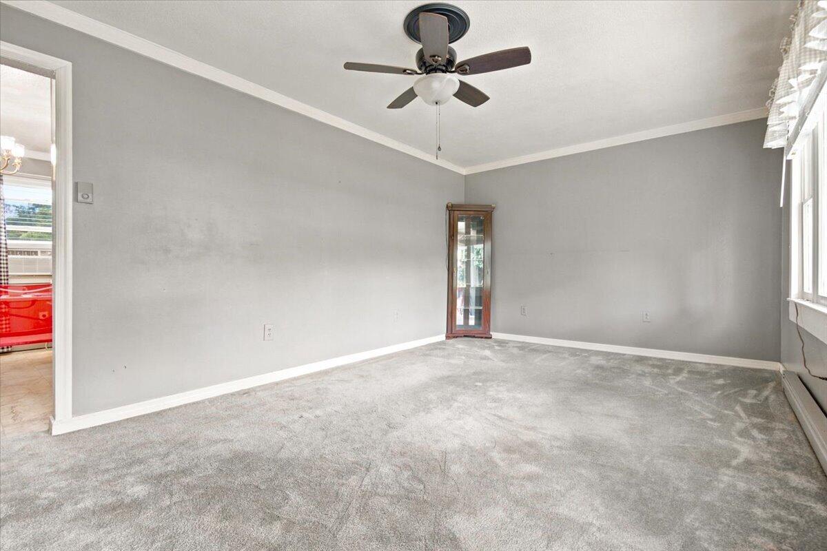 129 Mullins Street Property Photo 14