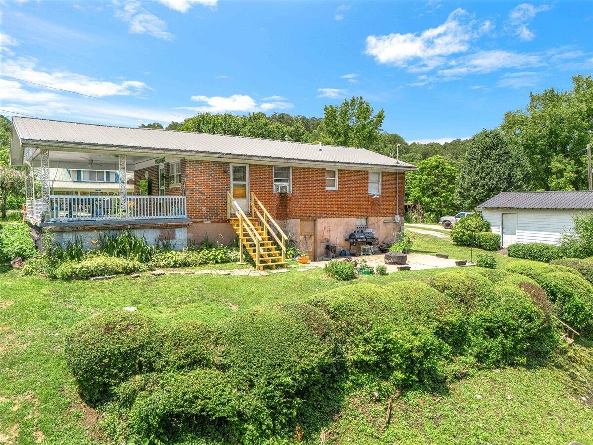 129 Mullins Street Property Photo 38