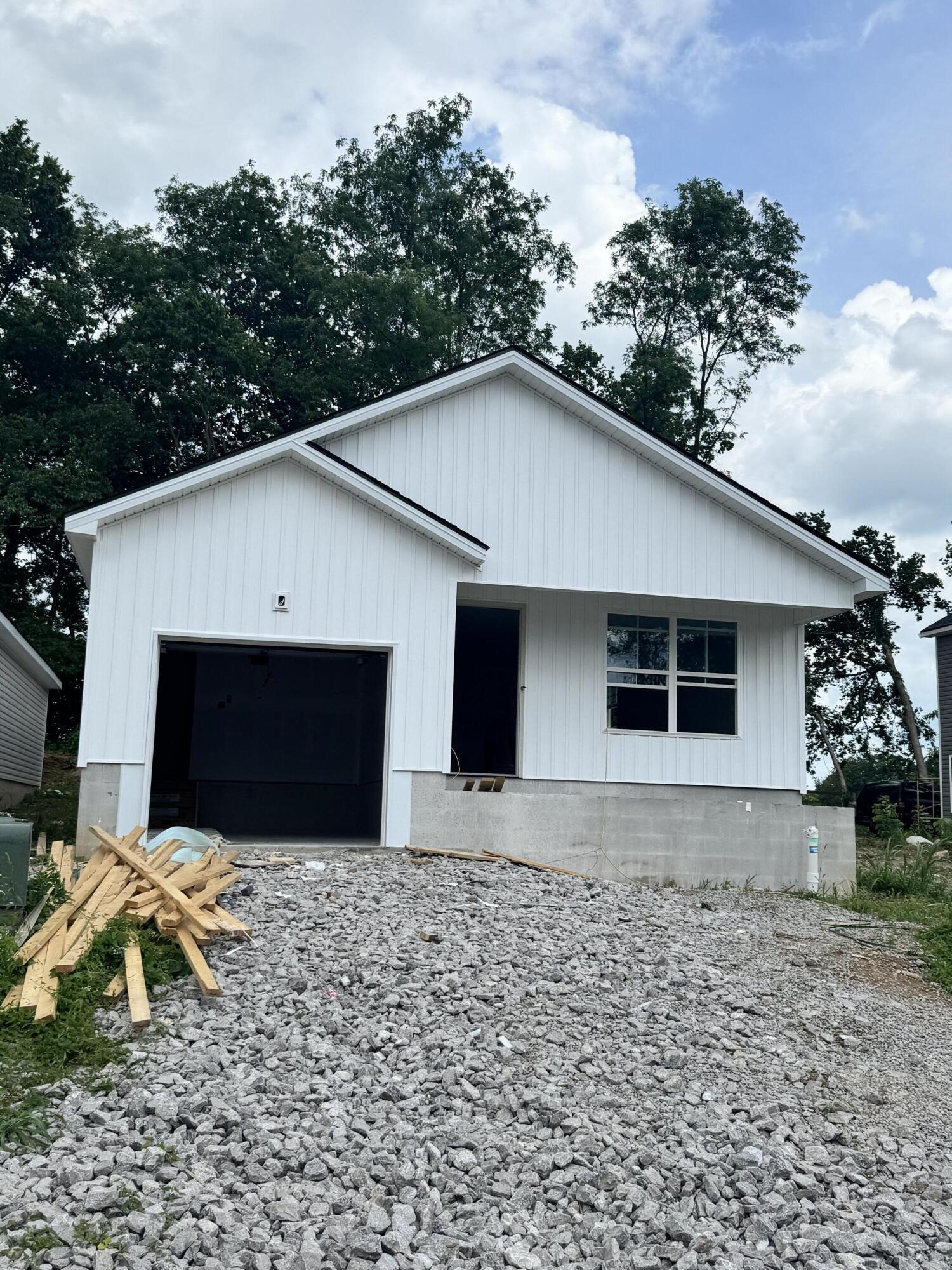 769 Harrison Trace Property Photo 1