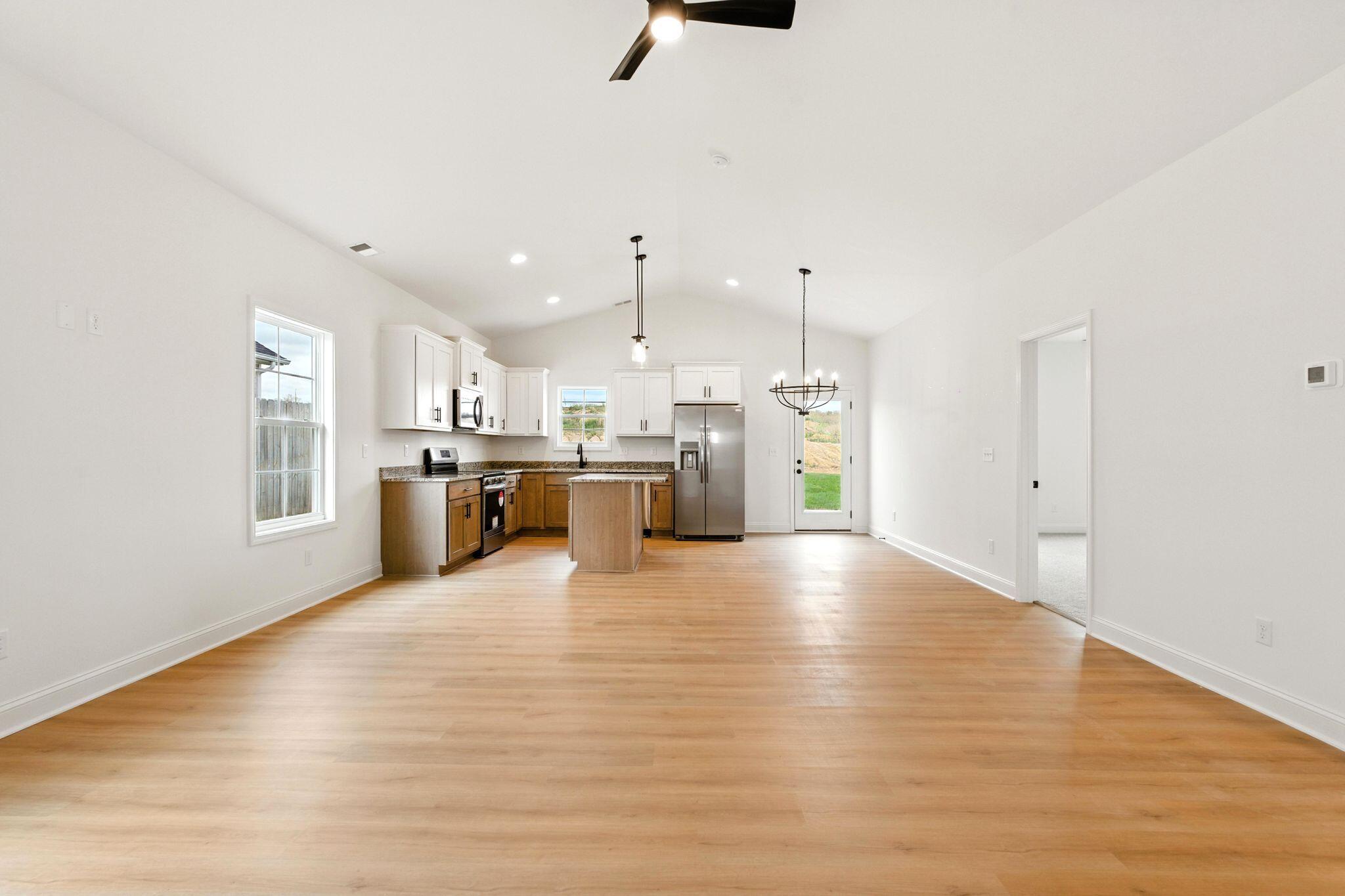 769 Harrison Trace Property Photo 4