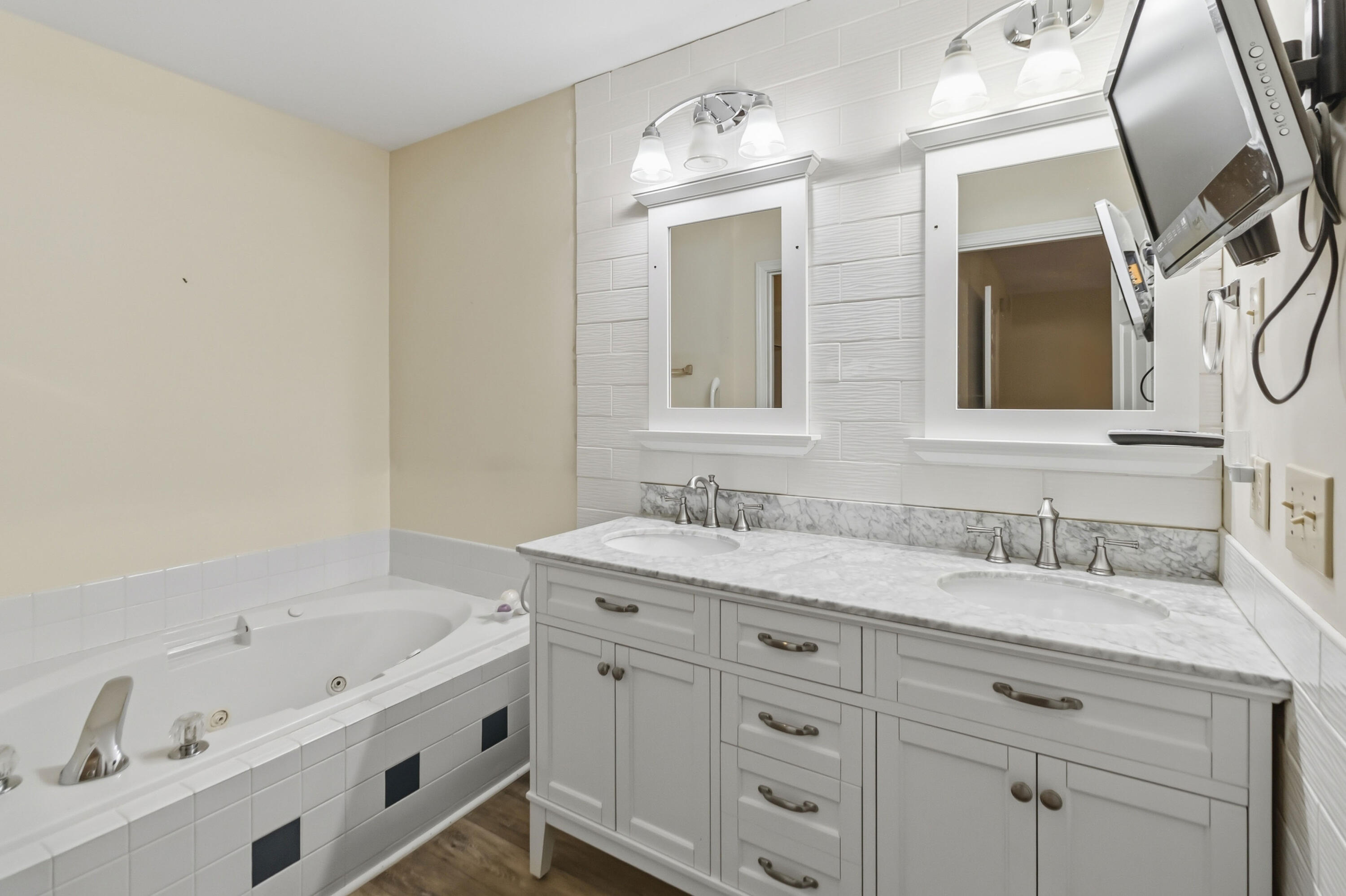 130 Kay Avenue Property Photo 35