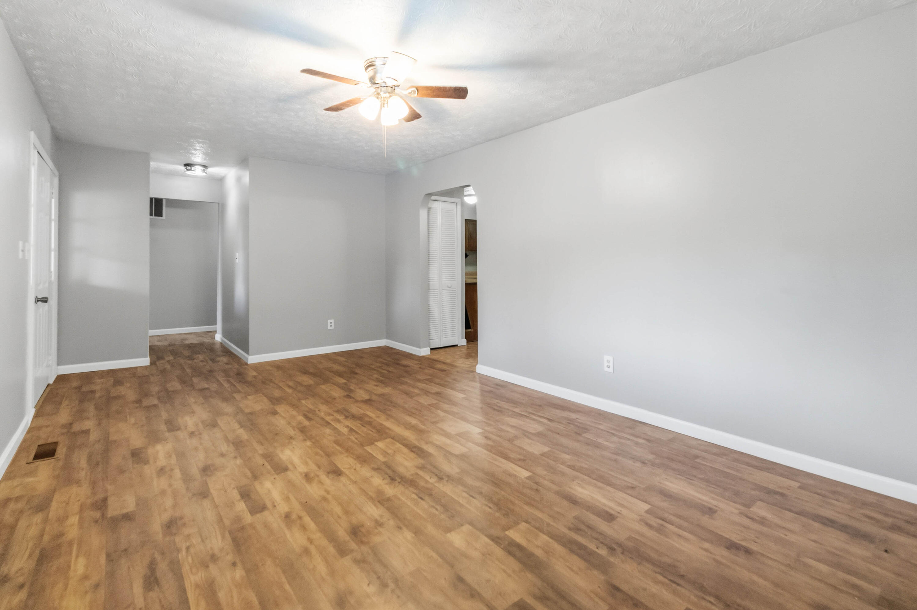 3572 Echo Valley Road Property Photo 8