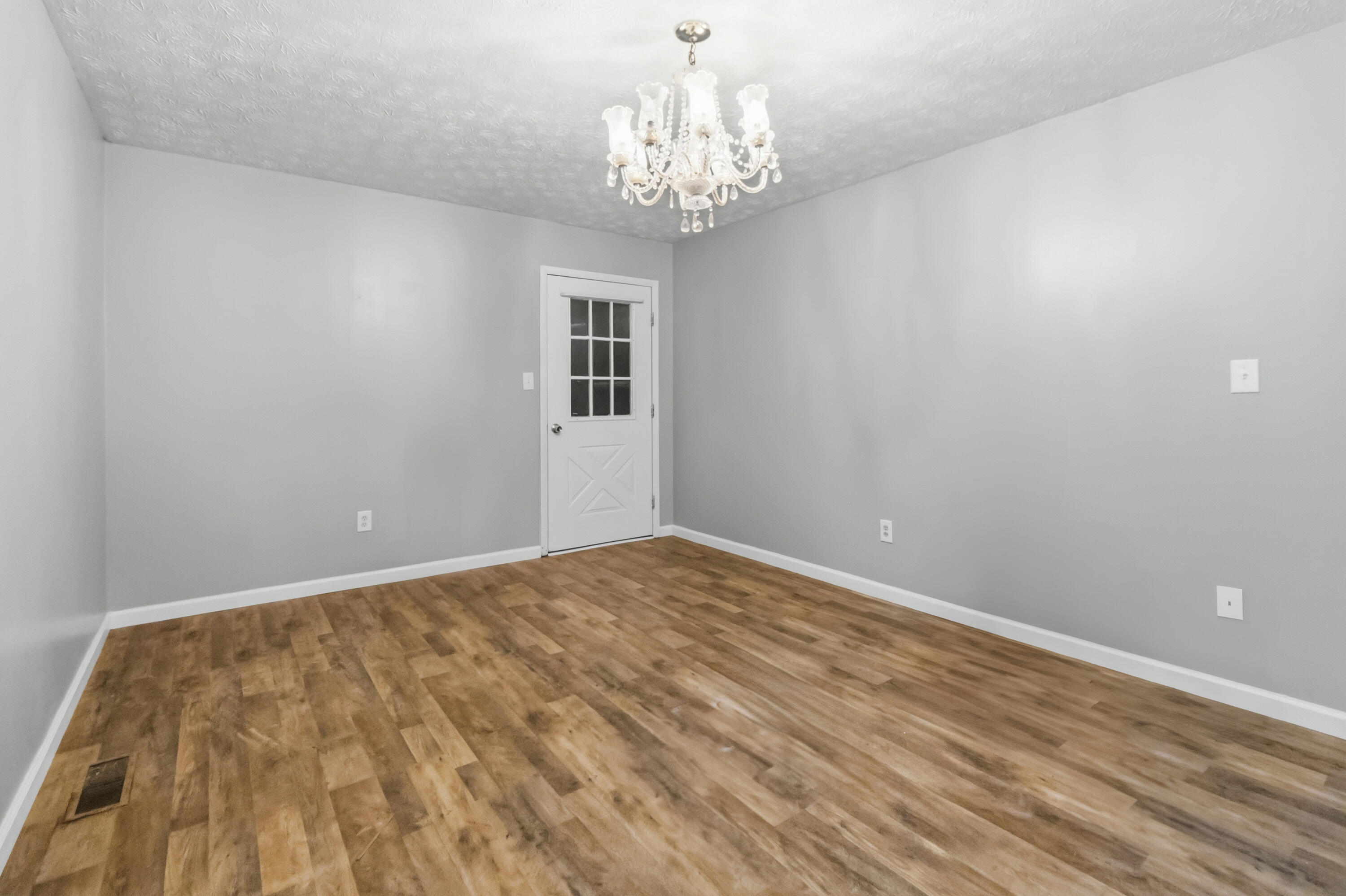 3572 Echo Valley Road Property Photo 13