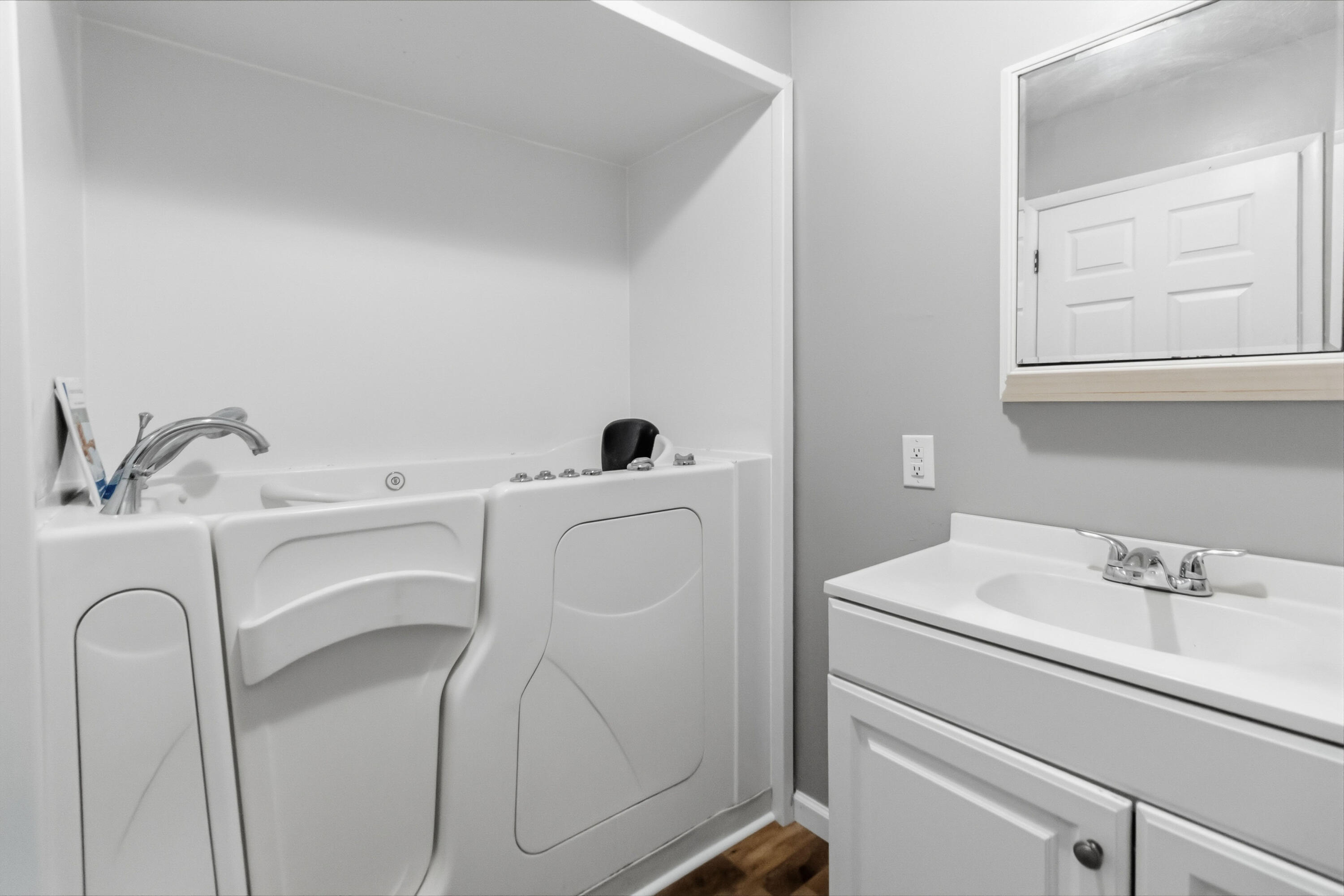 3572 Echo Valley Road Property Photo 20