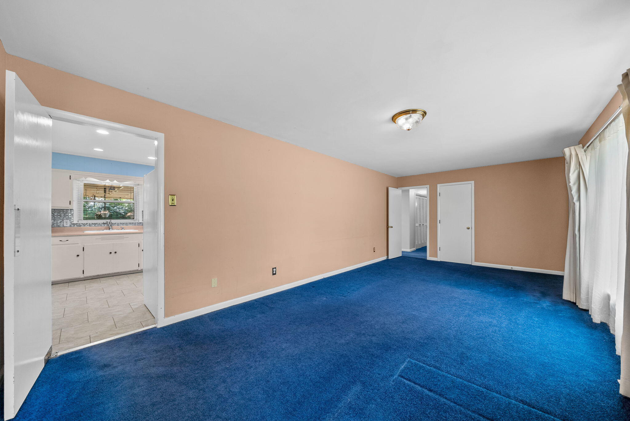 106 Millbrooke Drive Property Photo 3
