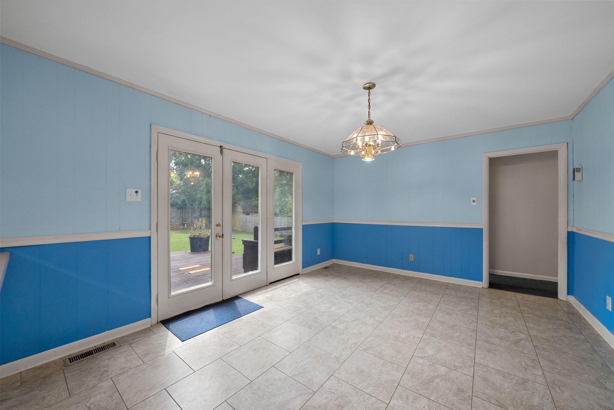 106 Millbrooke Drive Property Photo 8