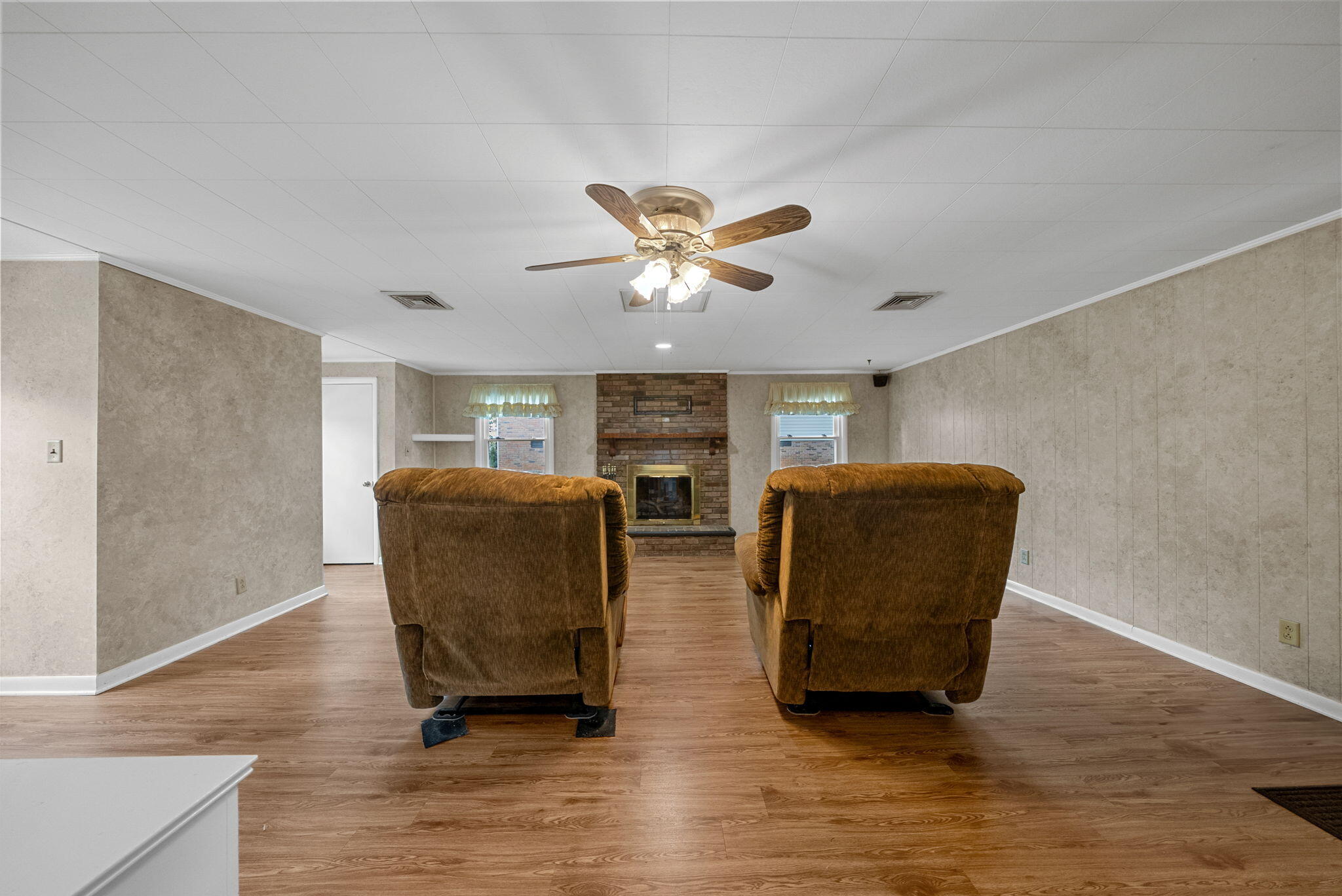 106 Millbrooke Drive Property Photo 10