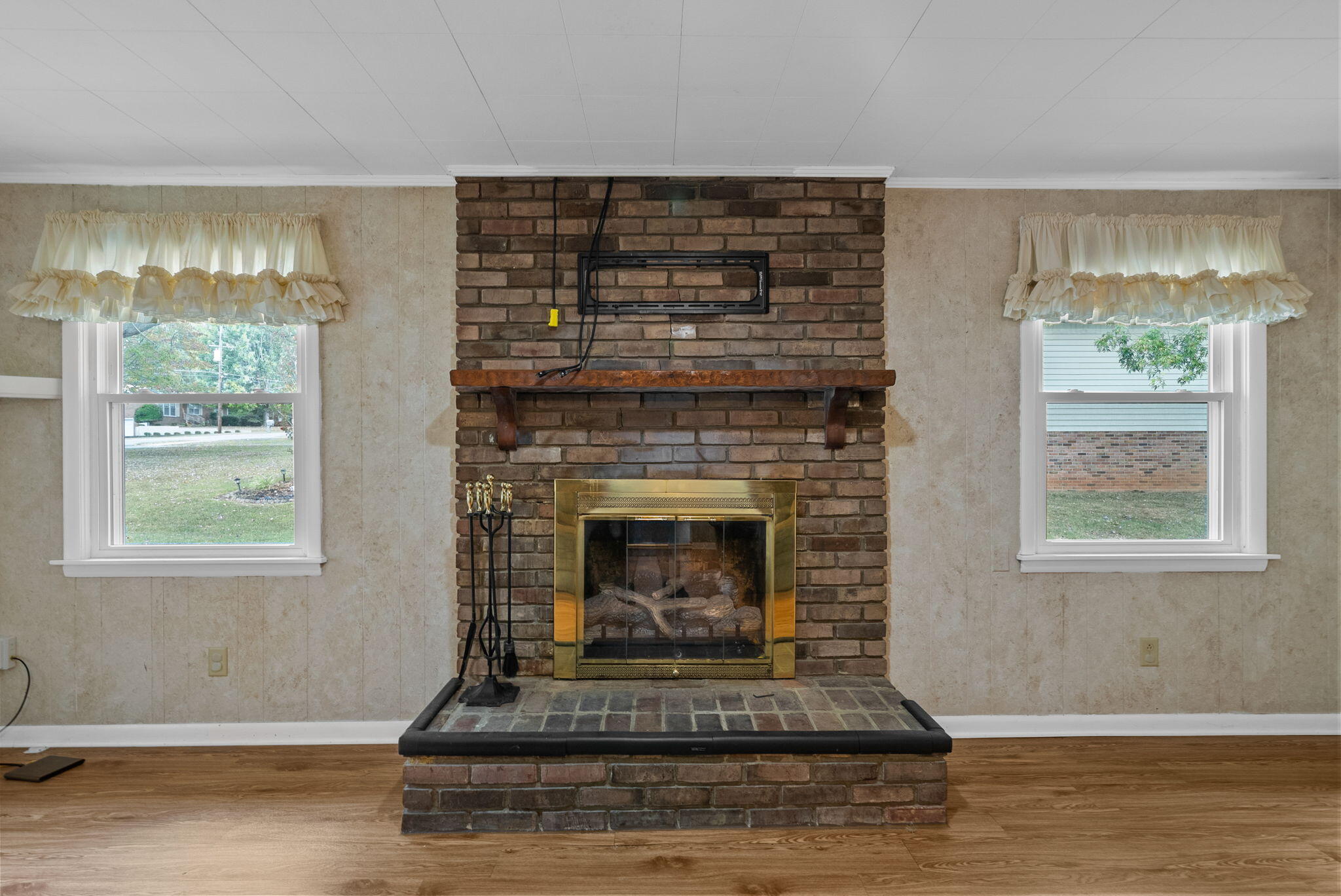 106 Millbrooke Drive Property Photo 12