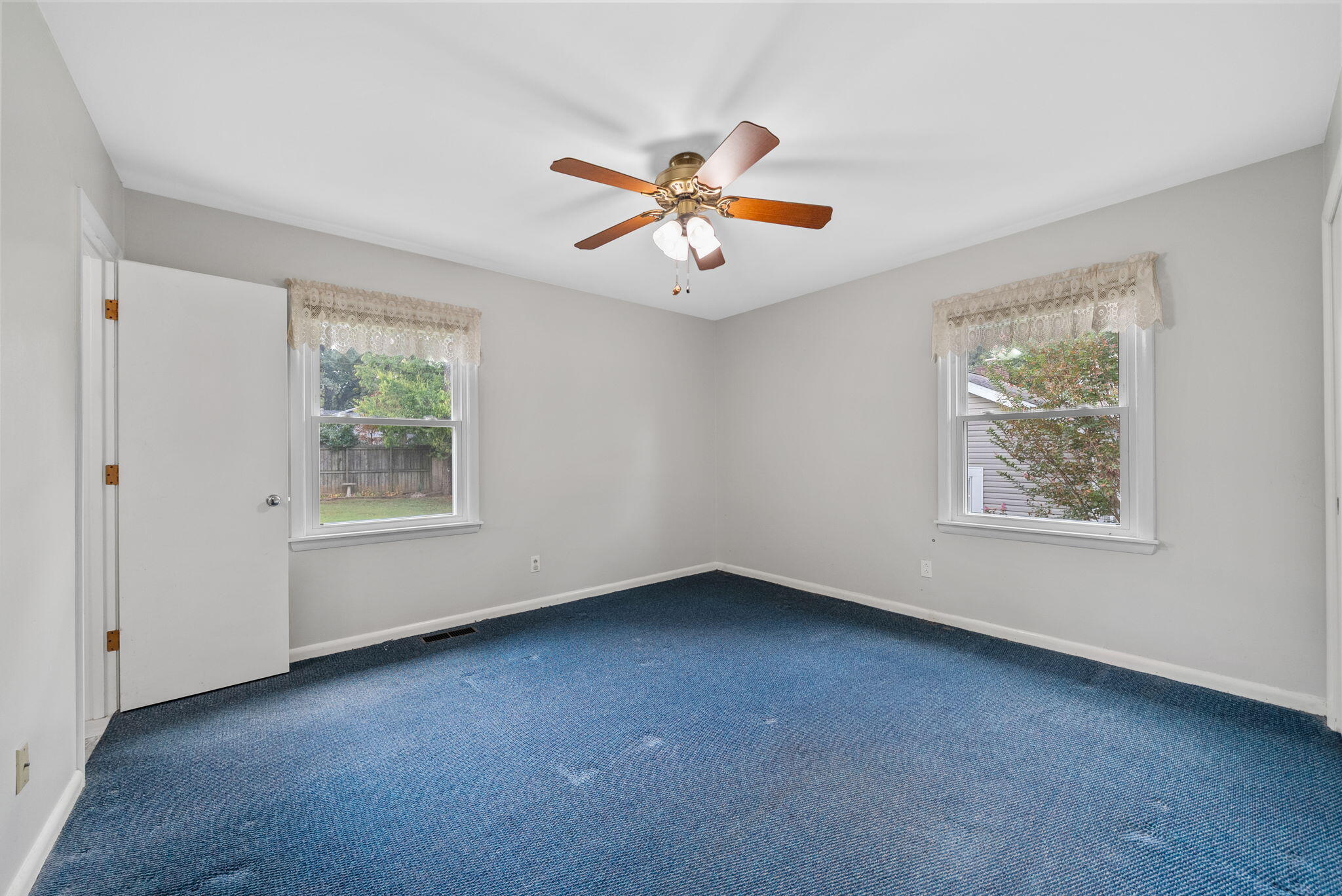 106 Millbrooke Drive Property Photo 14