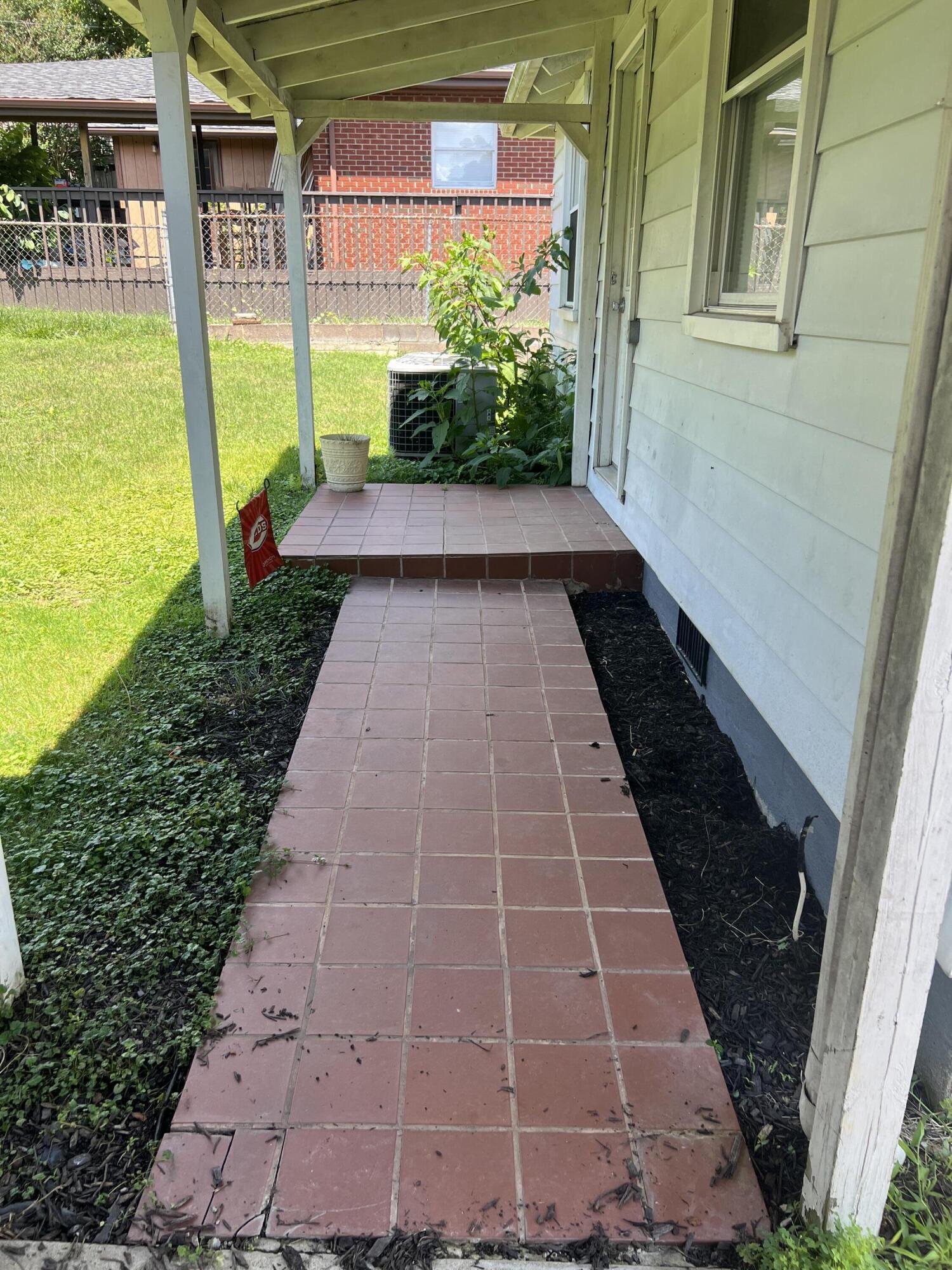 253 Hager Street Property Photo 19