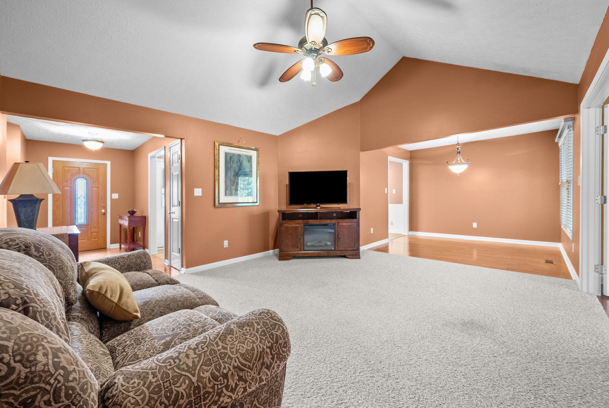 401 Irish Circle Property Photo 10