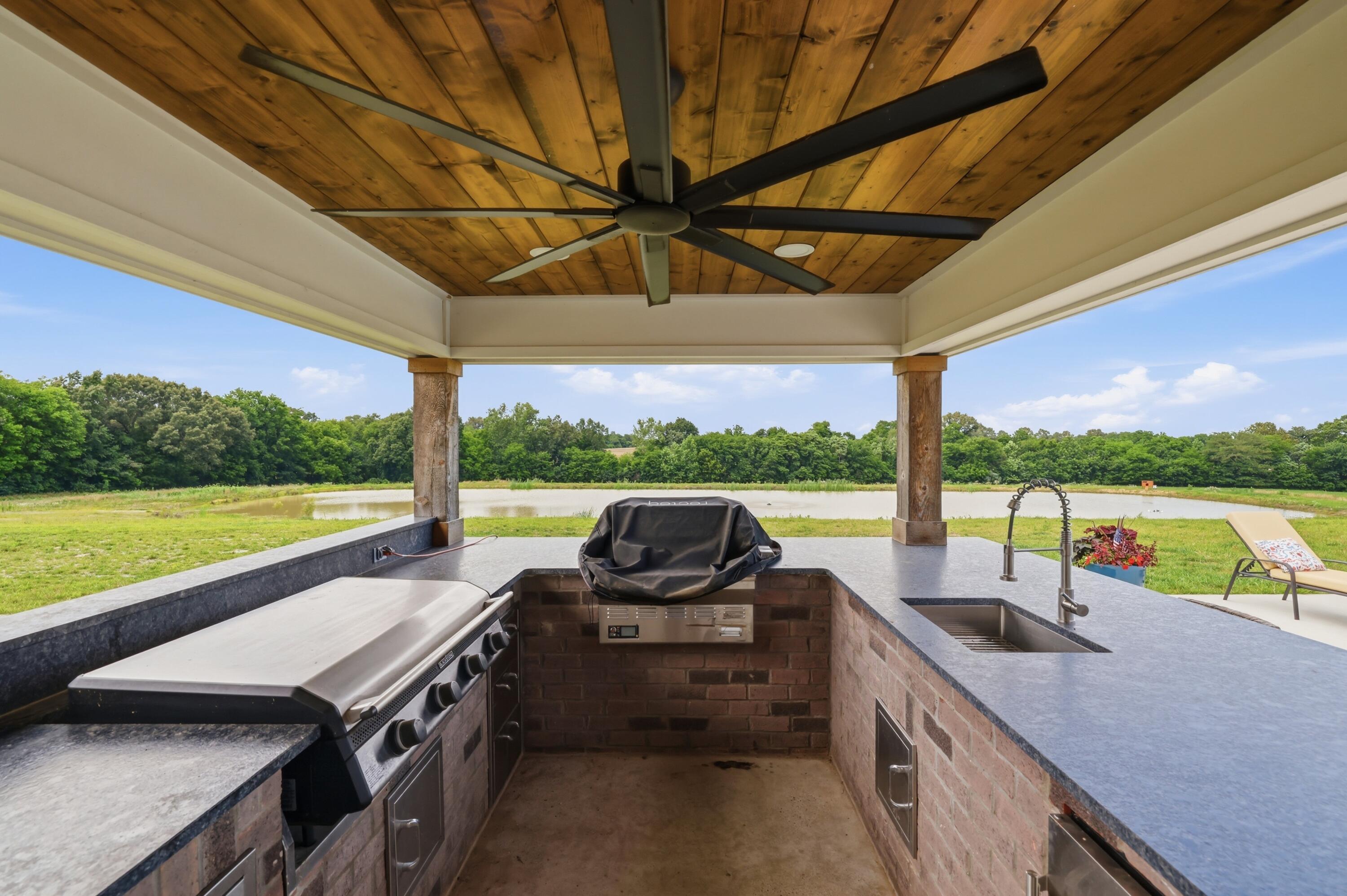 8501 Moore Road Property Photo 44