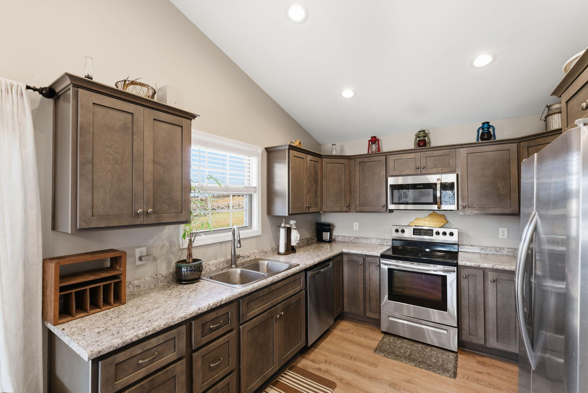494 Igo Road Property Photo 14