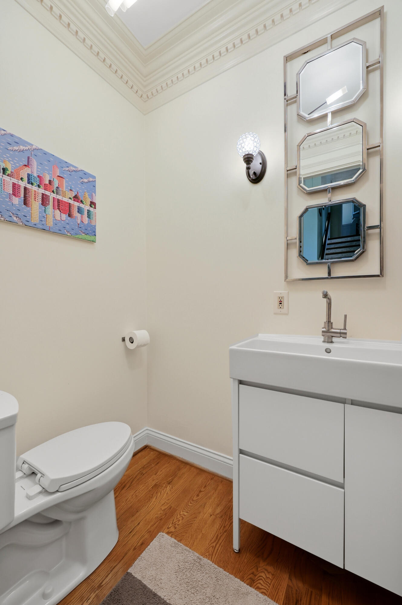 1080 Chetford Drive Property Photo 10