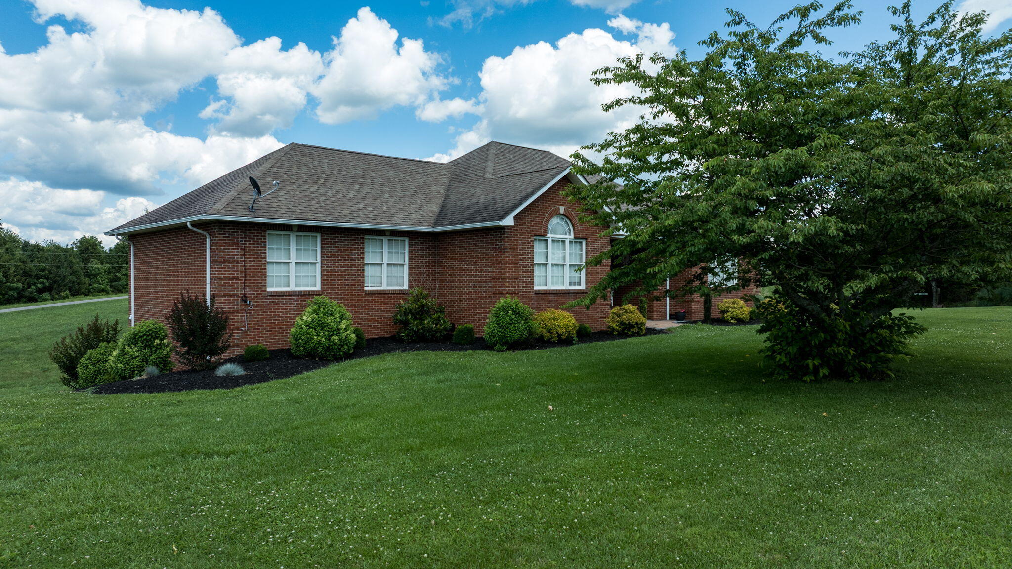320 Alice Roy Road Property Photo 15