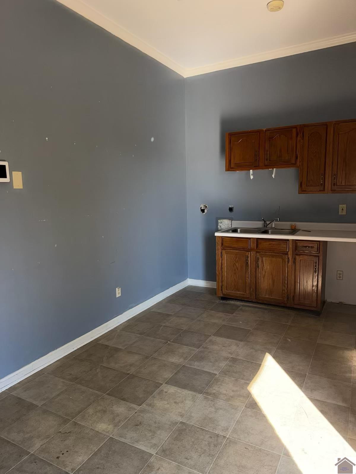 2850 Lone Oak Road Suite 1 Property Photo 11