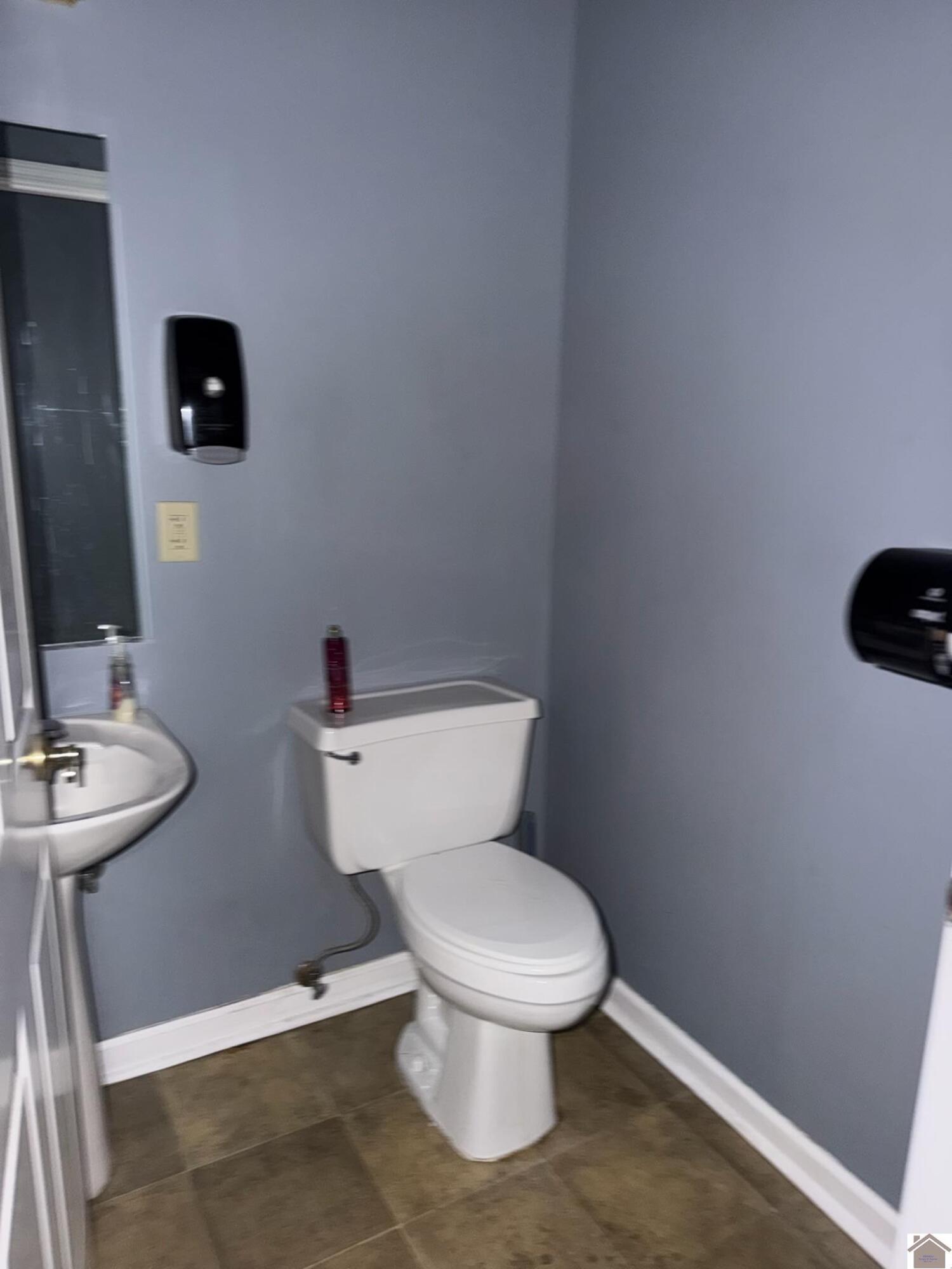 2850 Lone Oak Road Suite 1 Property Photo 12