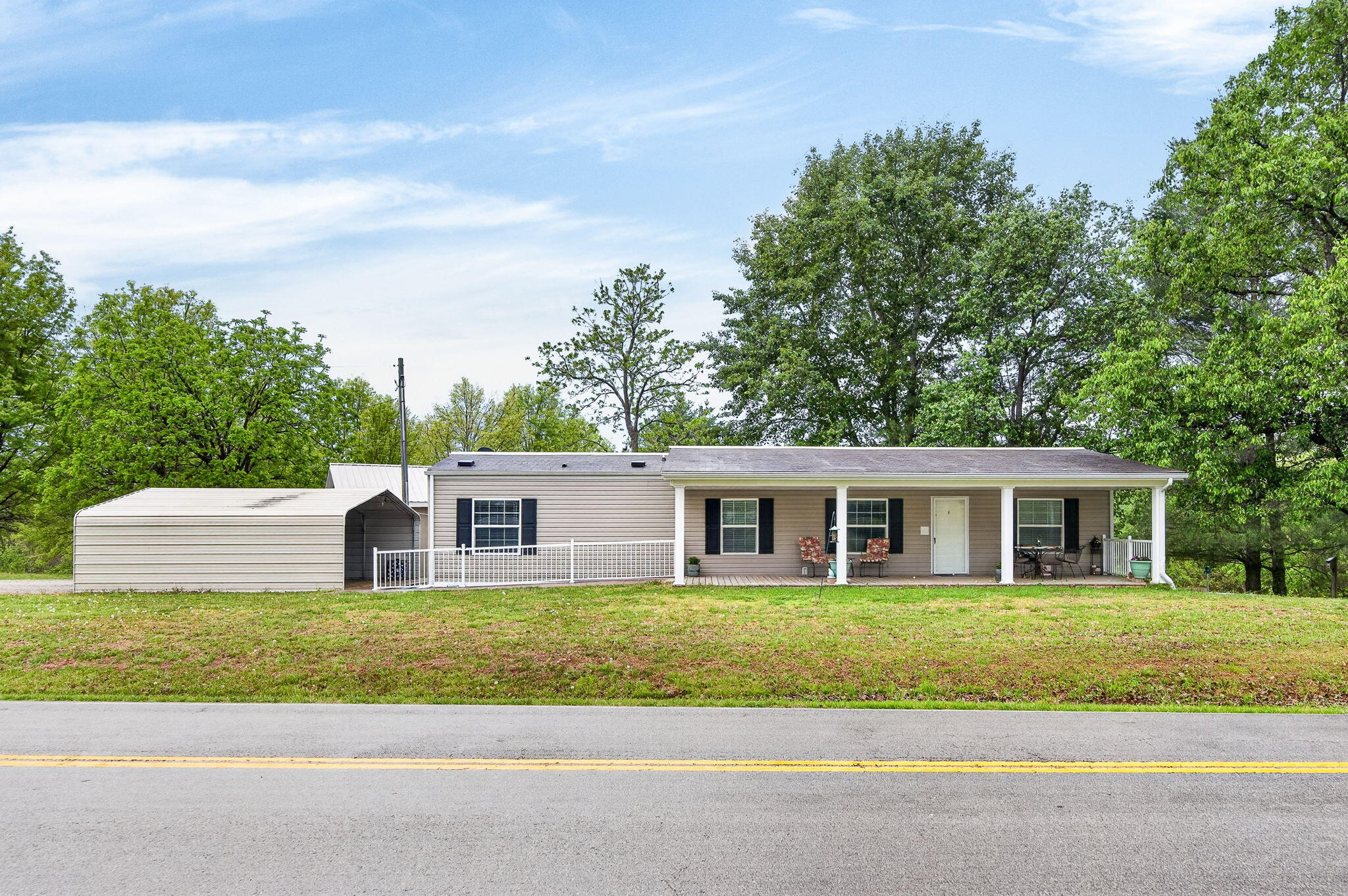 475 State Park Road Property Photo 1