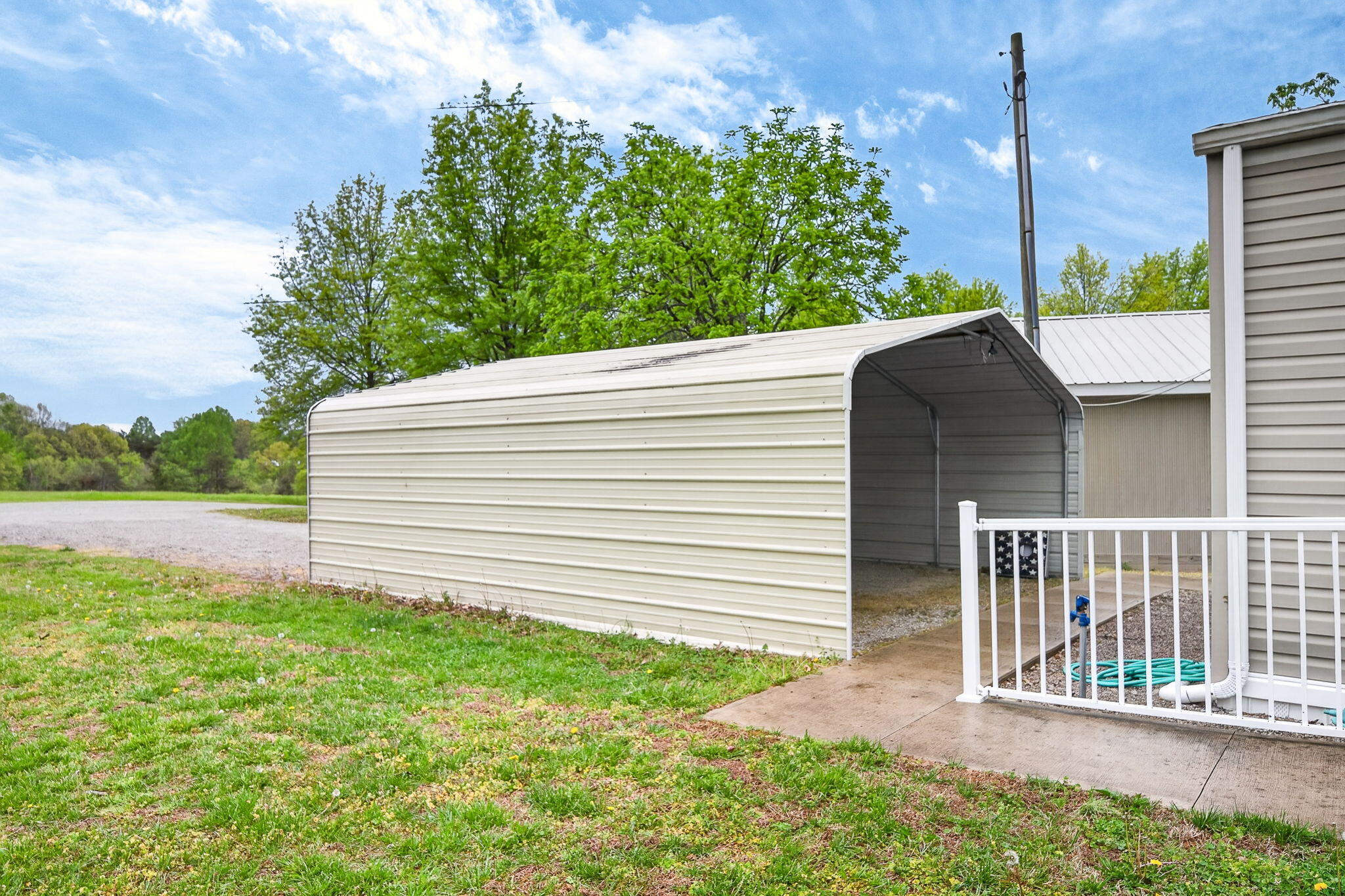 475 State Park Road Property Photo 4