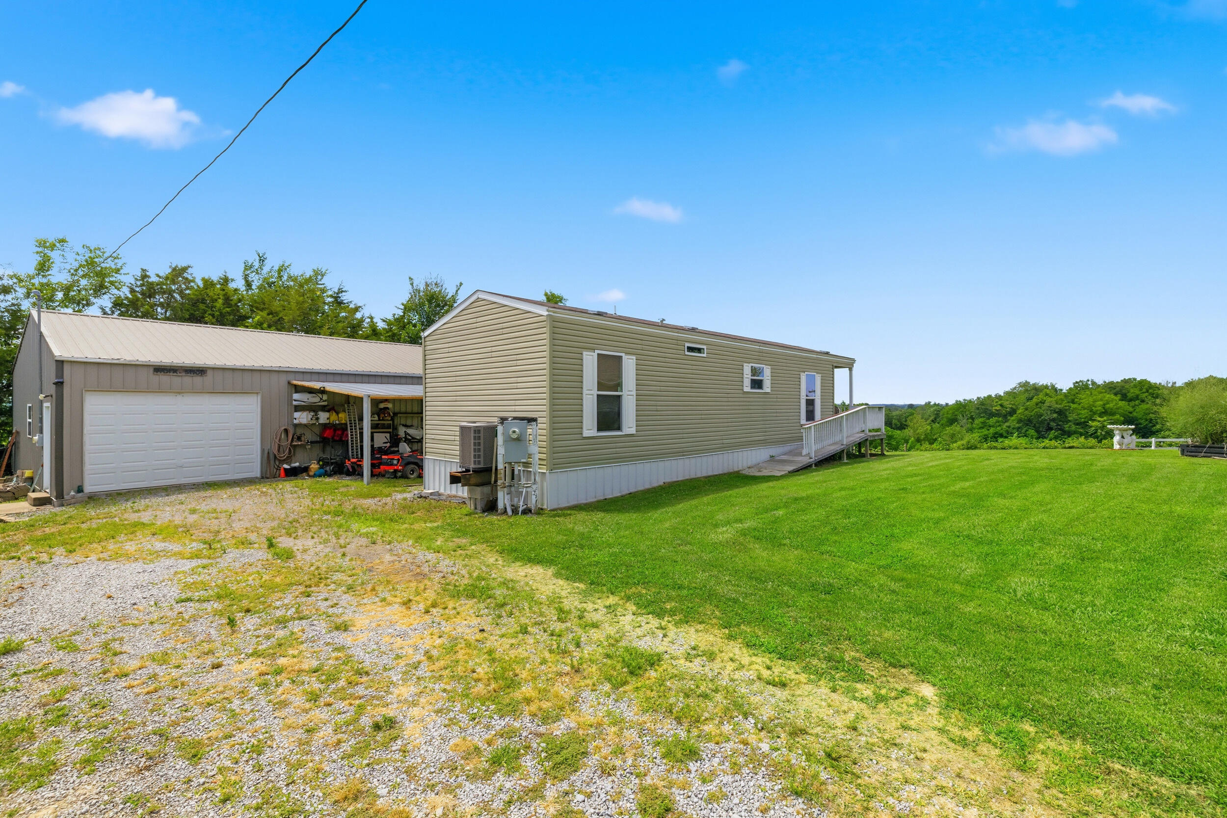 150-182 Combest Drive Property Photo 38