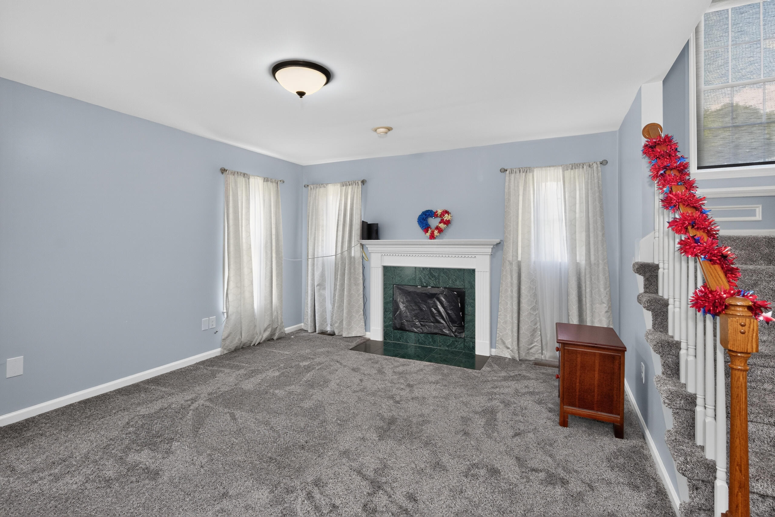 3129 Comanche Trail Property Photo 3