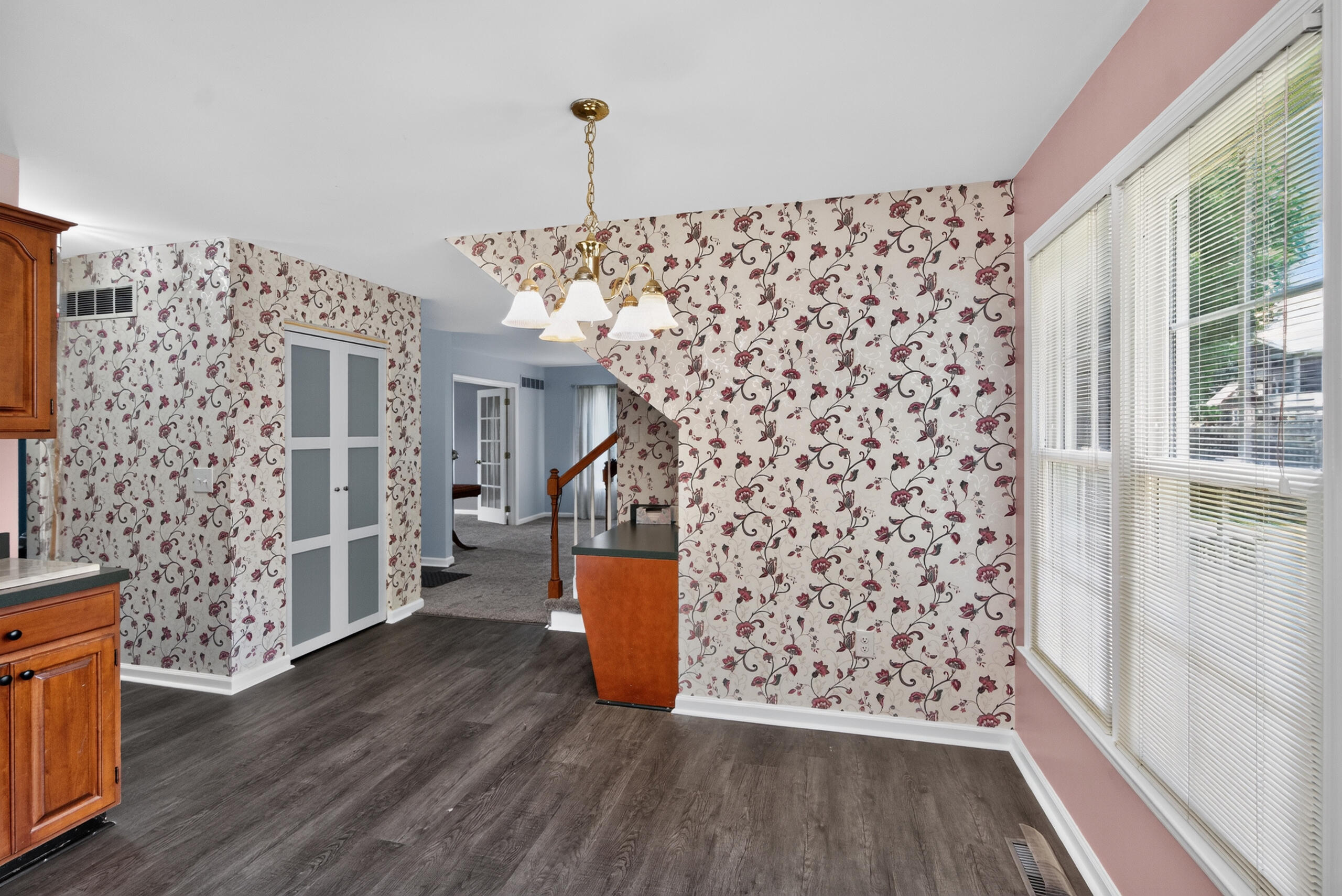 3129 Comanche Trail Property Photo 16
