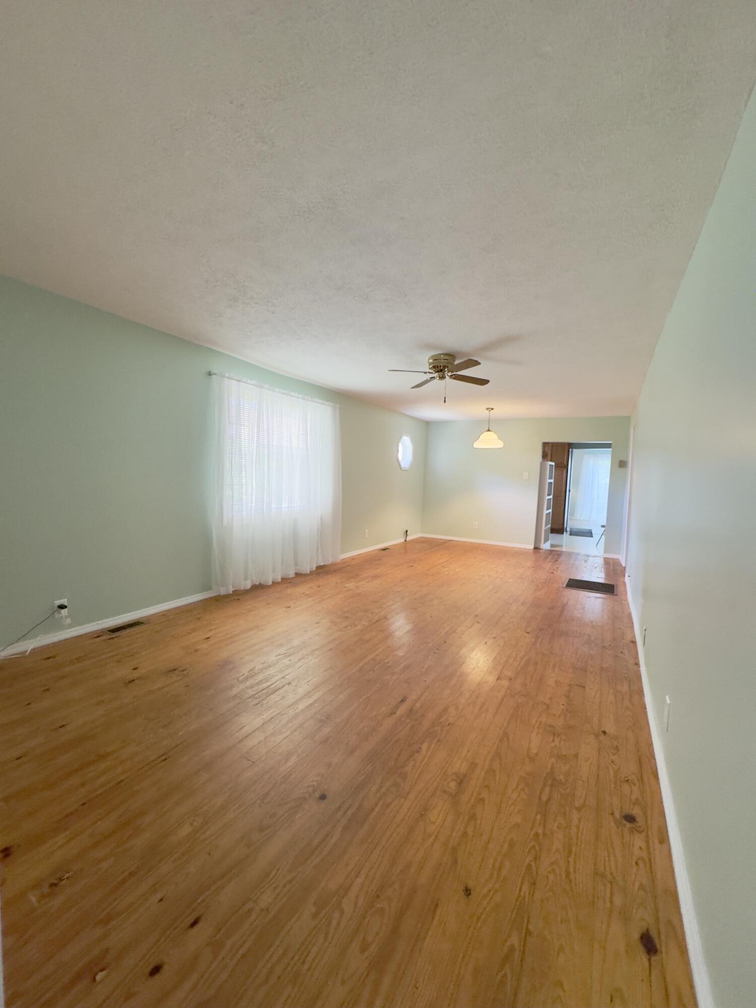 13 Sanderlin Drive Property Photo 7