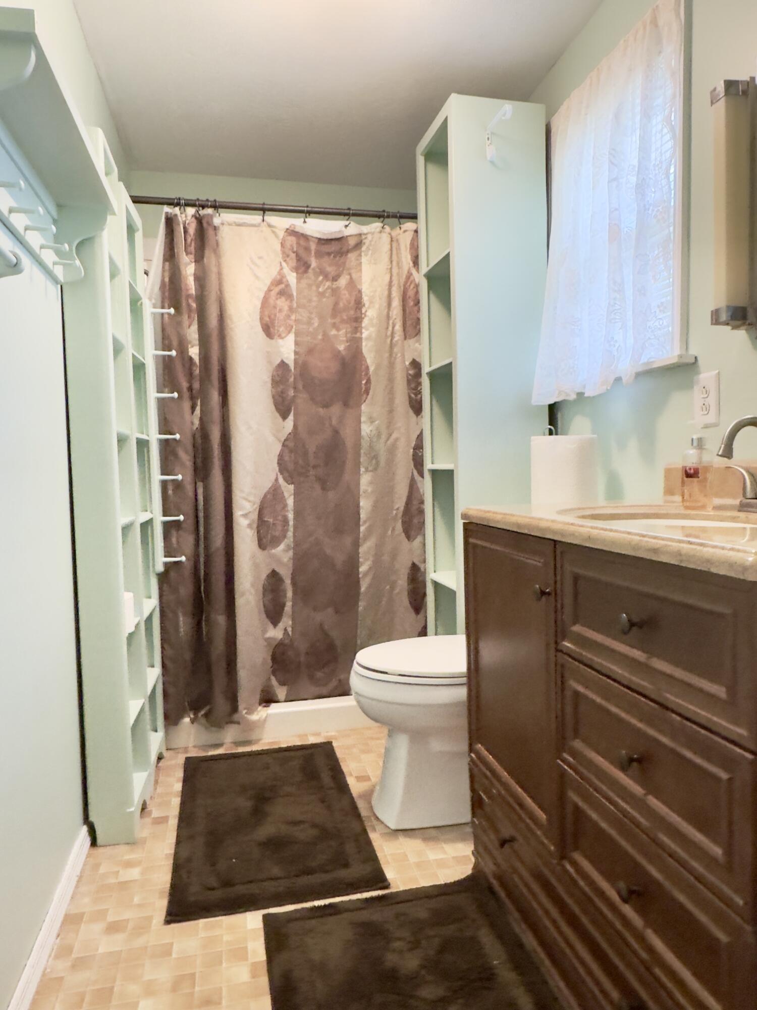 13 Sanderlin Drive Property Photo 16