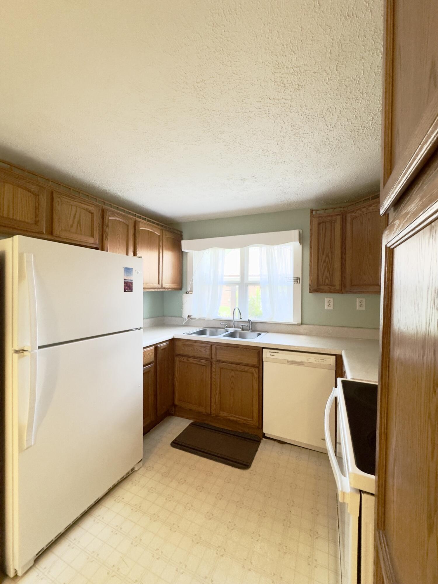 13 Sanderlin Drive Property Photo 23