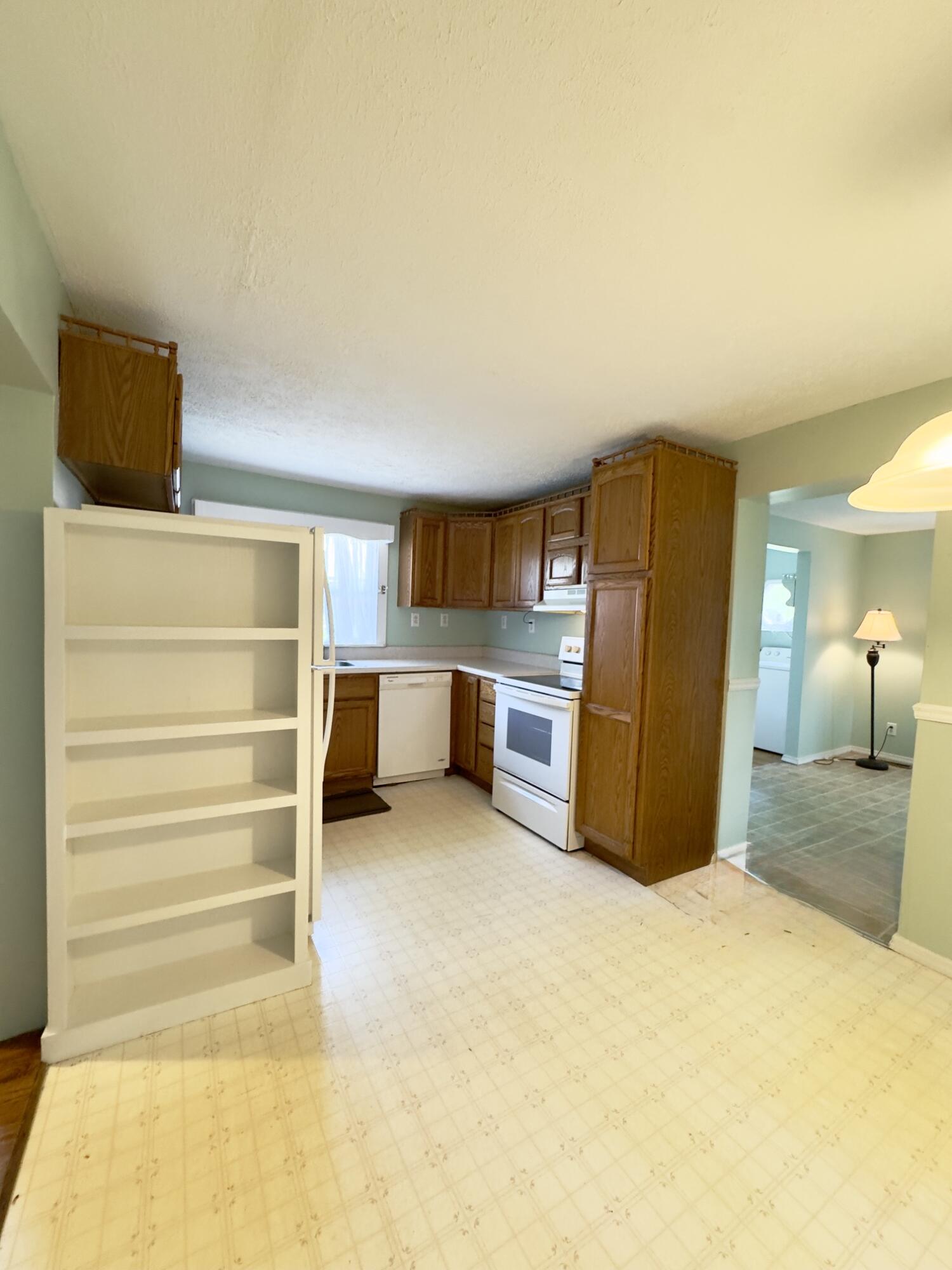 13 Sanderlin Drive Property Photo 26
