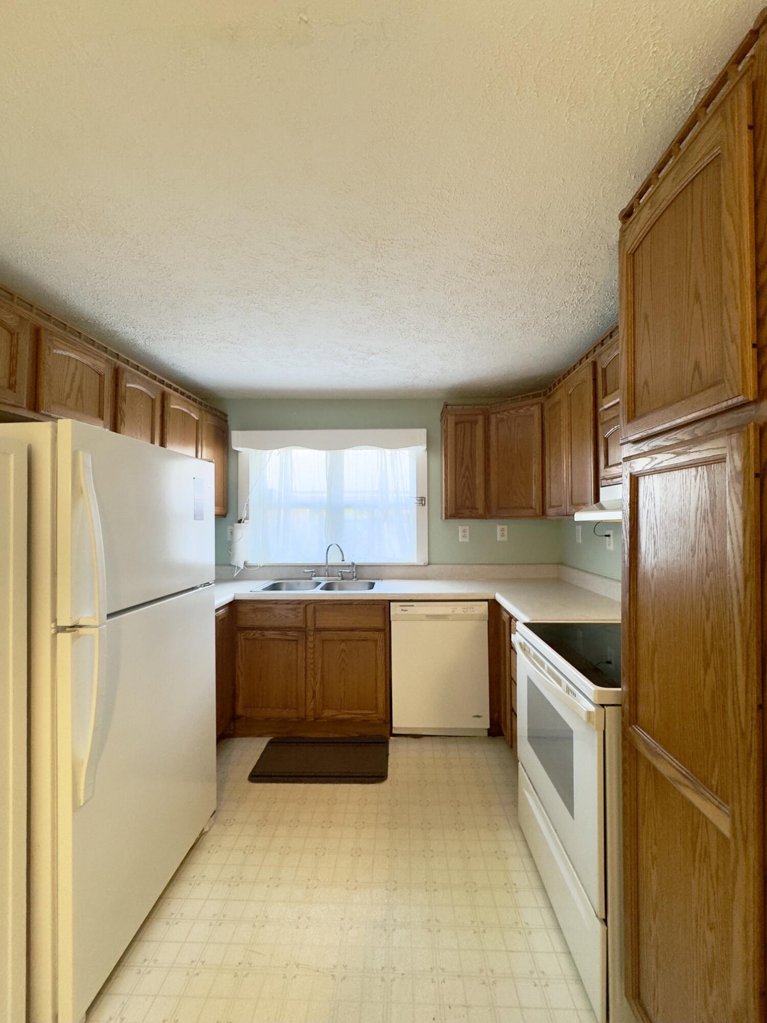 13 Sanderlin Drive Property Photo 29