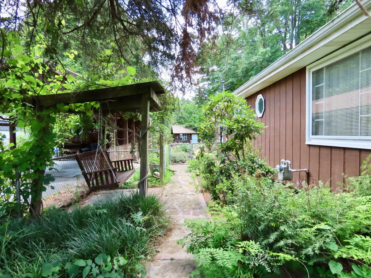 13 Sanderlin Drive Property Photo 47