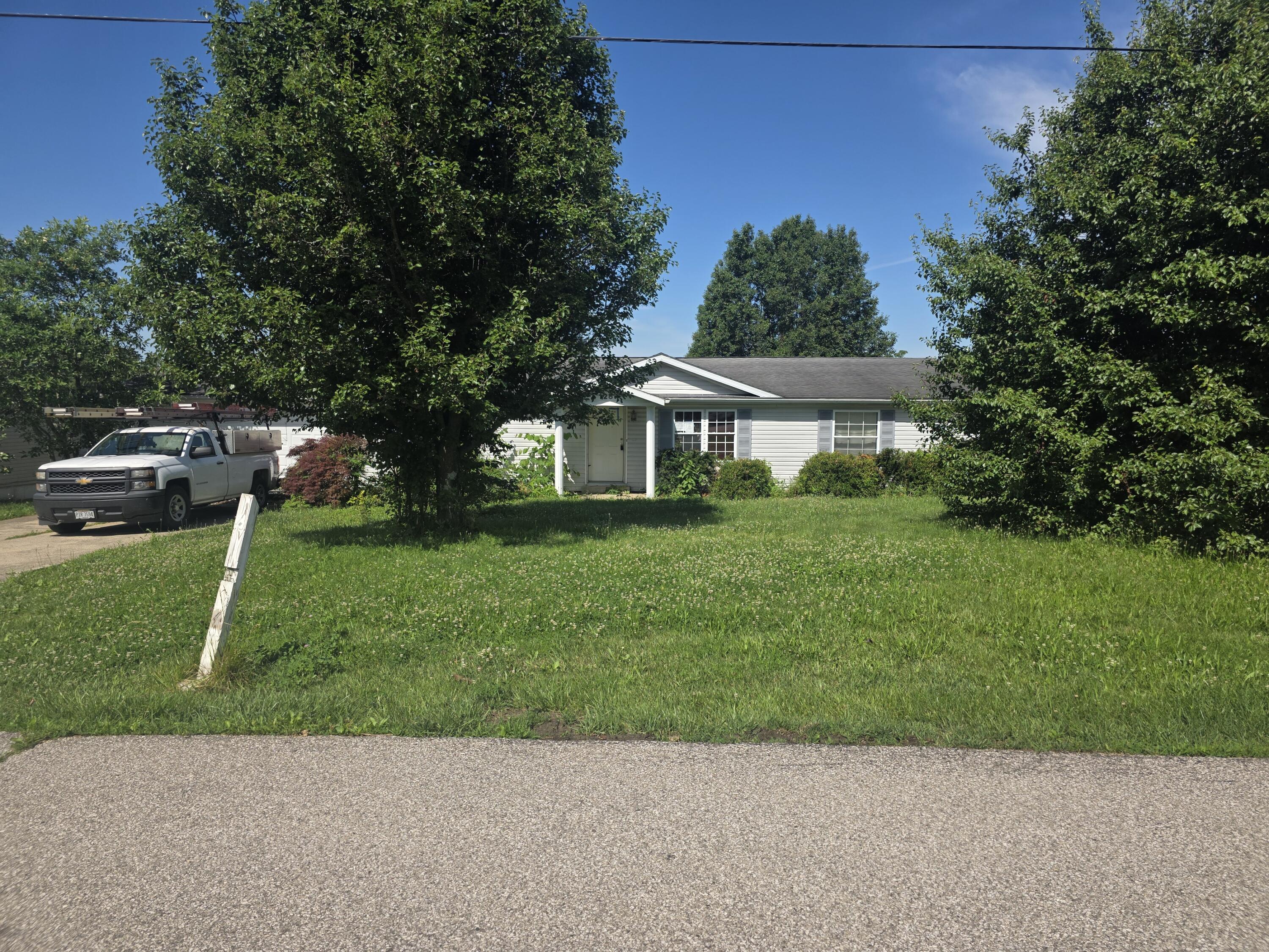 128 Southridge Drive Property Photo 1