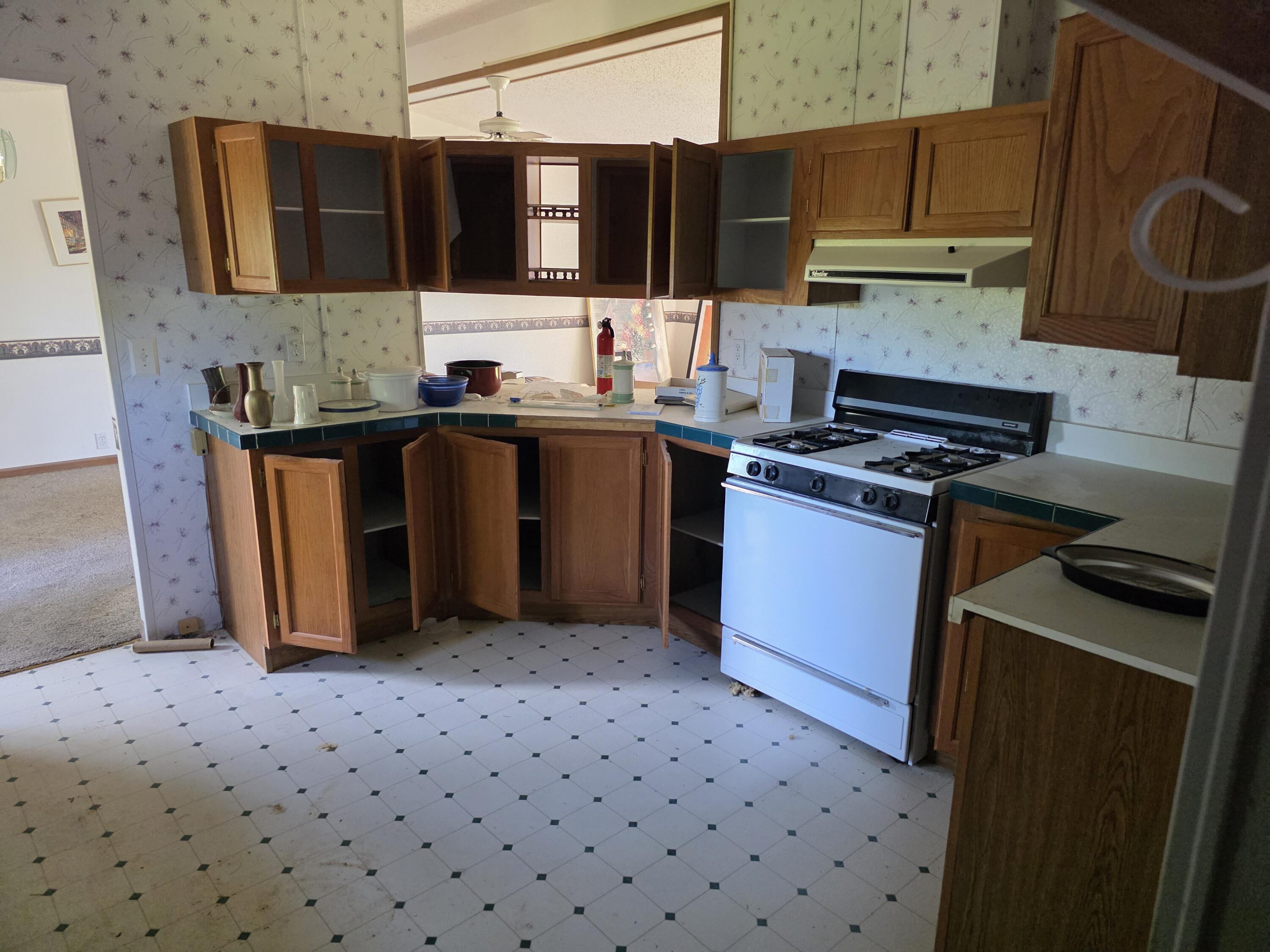 128 Southridge Drive Property Photo 10