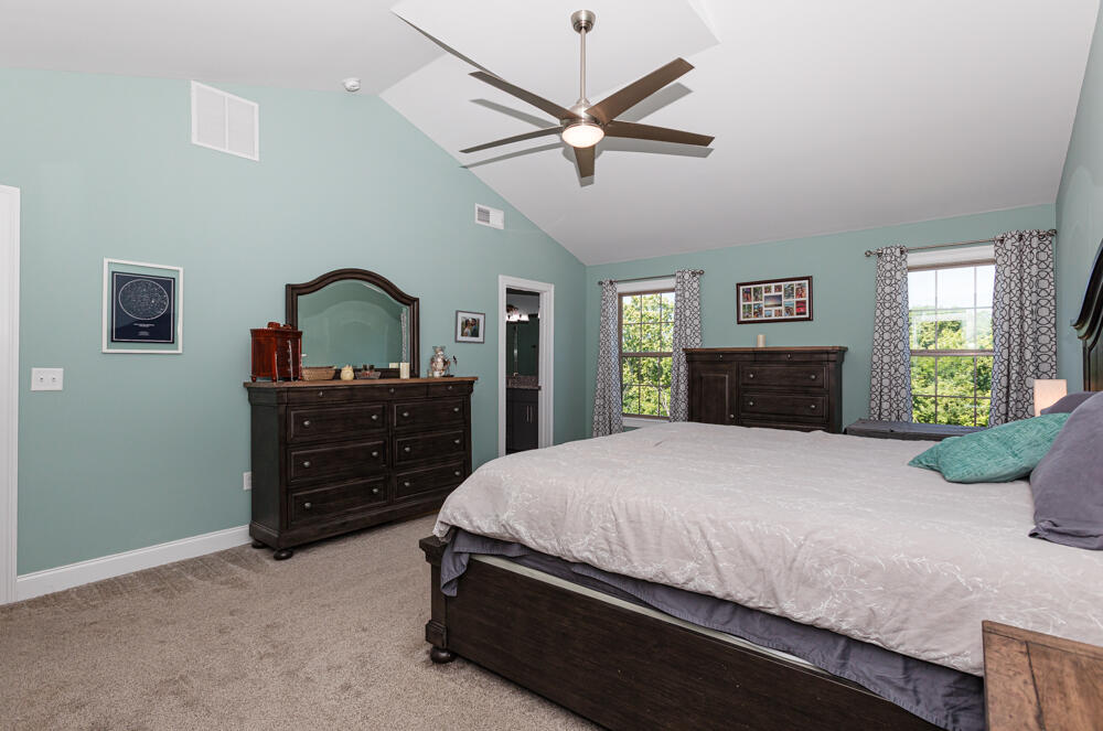 198 Lakeshore Circle Property Photo 32