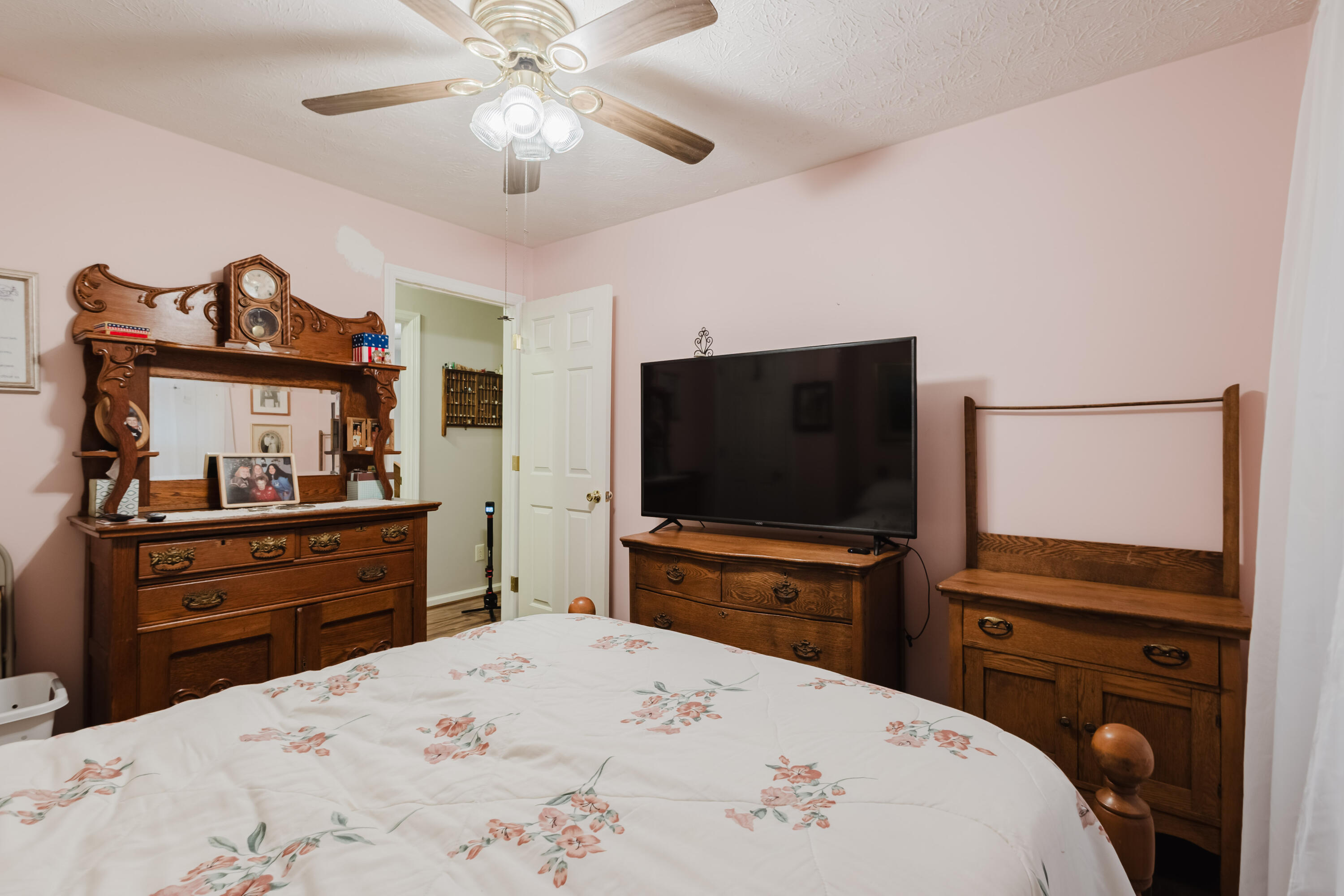 401 Haddix Street Property Photo 38