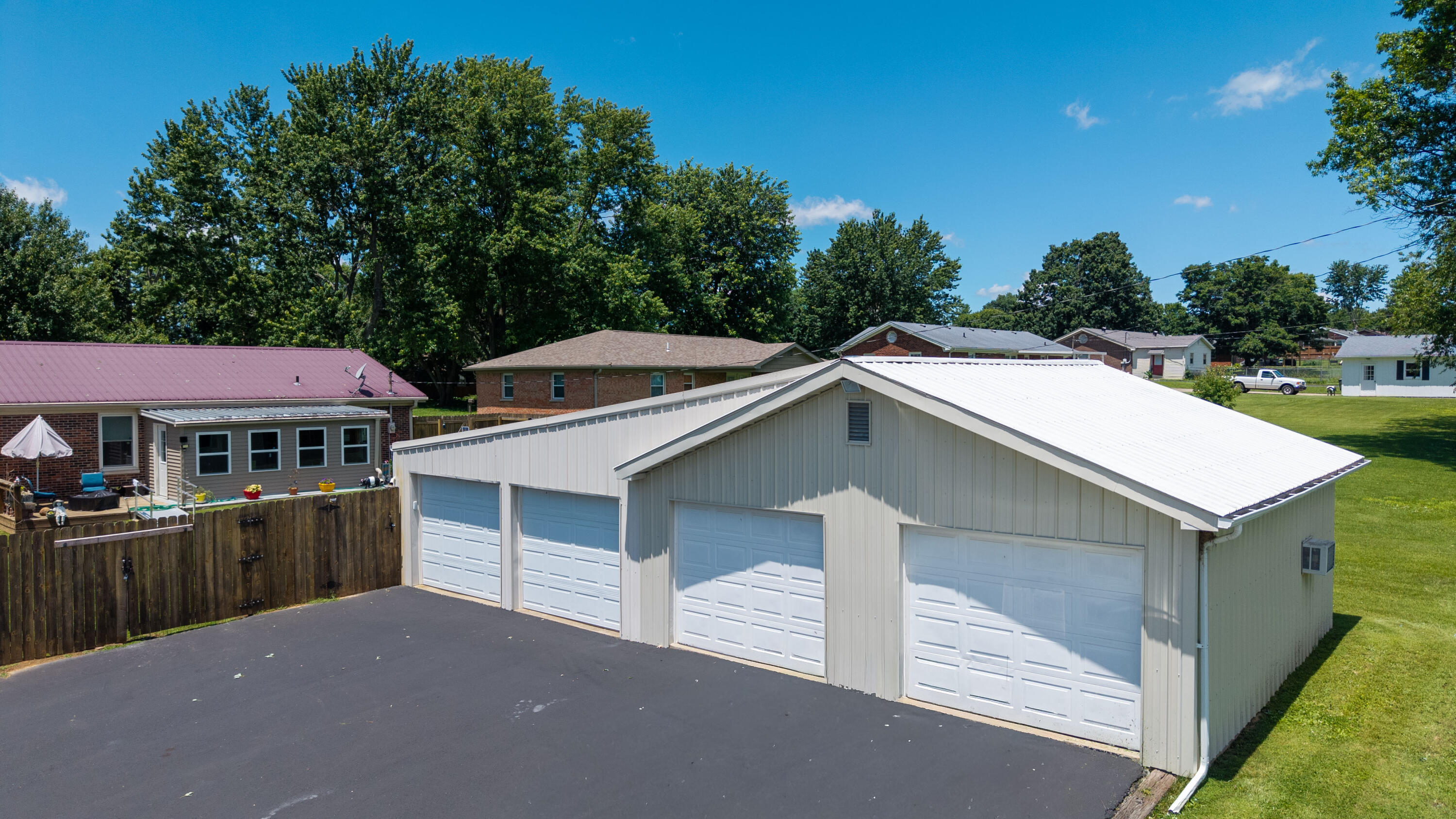 401 Haddix Street Property Photo 47
