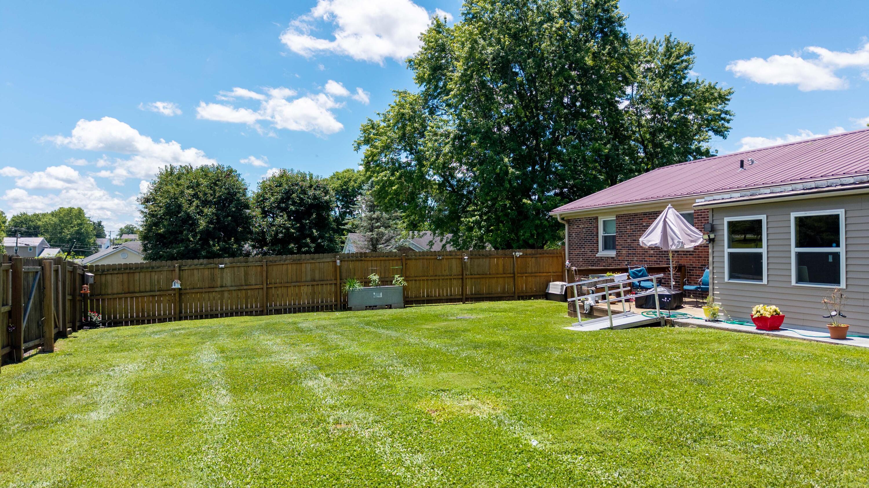 401 Haddix Street Property Photo 49