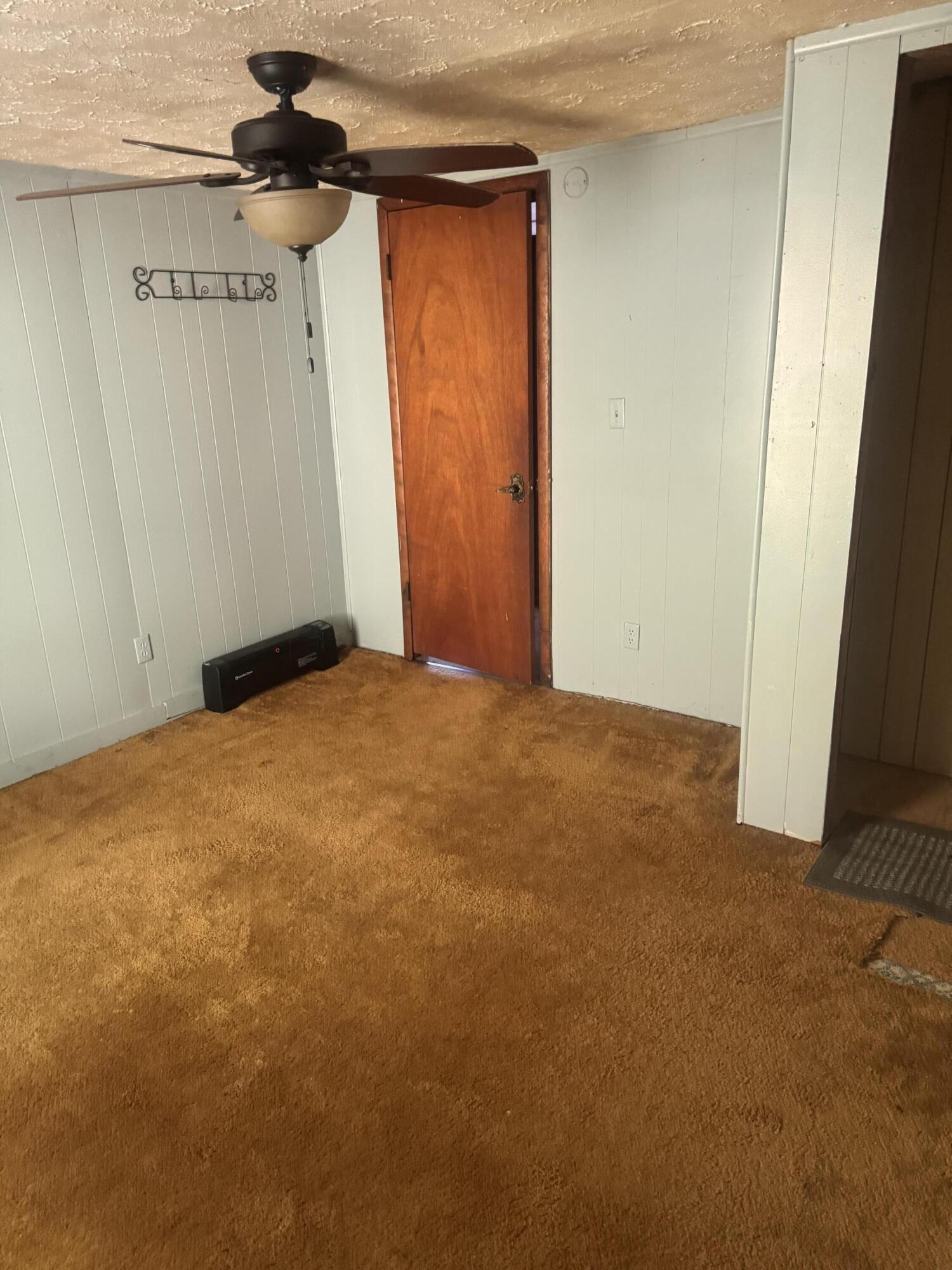 450 Bowen Lane Property Photo 1