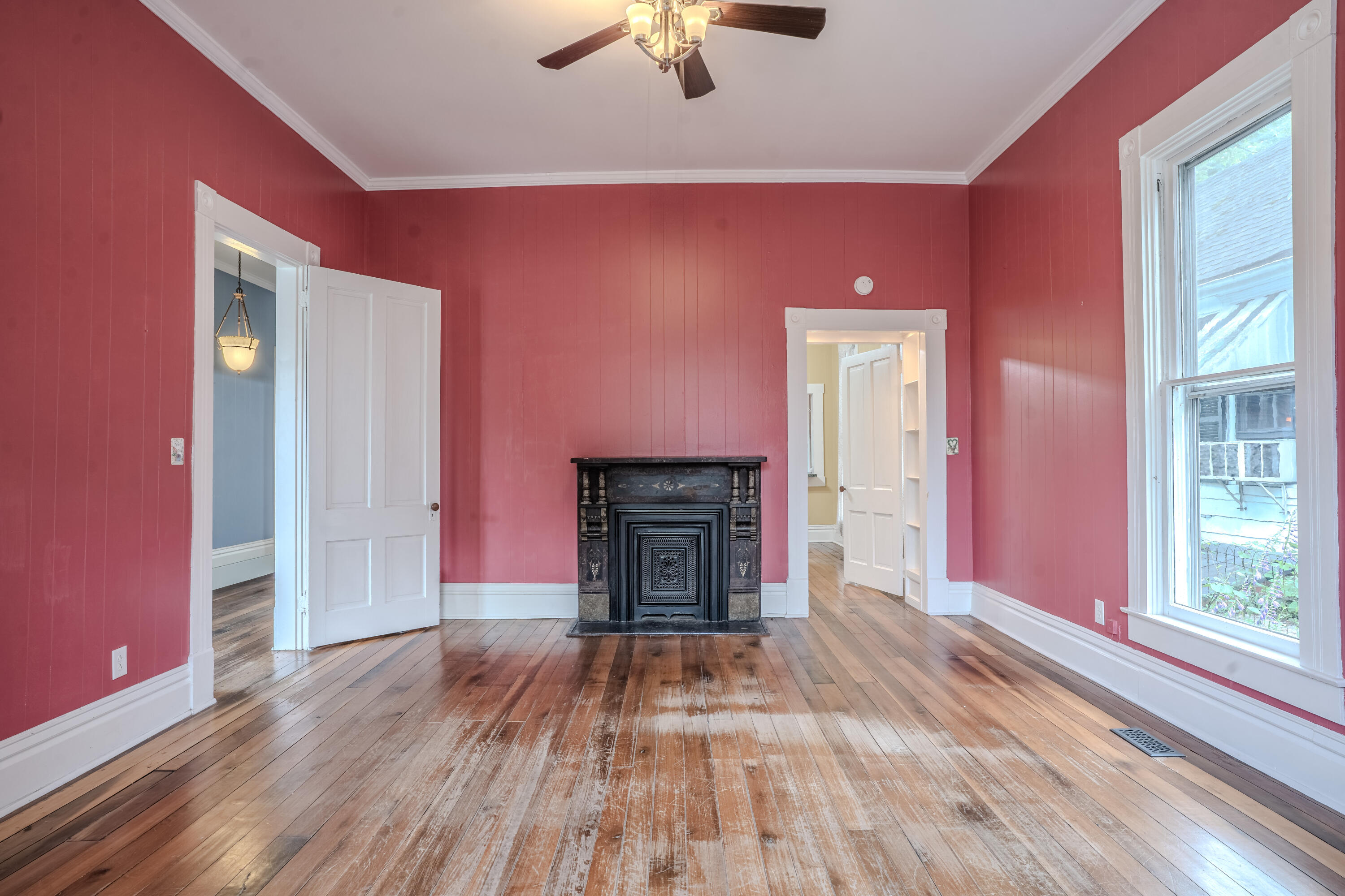 123 E Campbell Street Property Photo 4