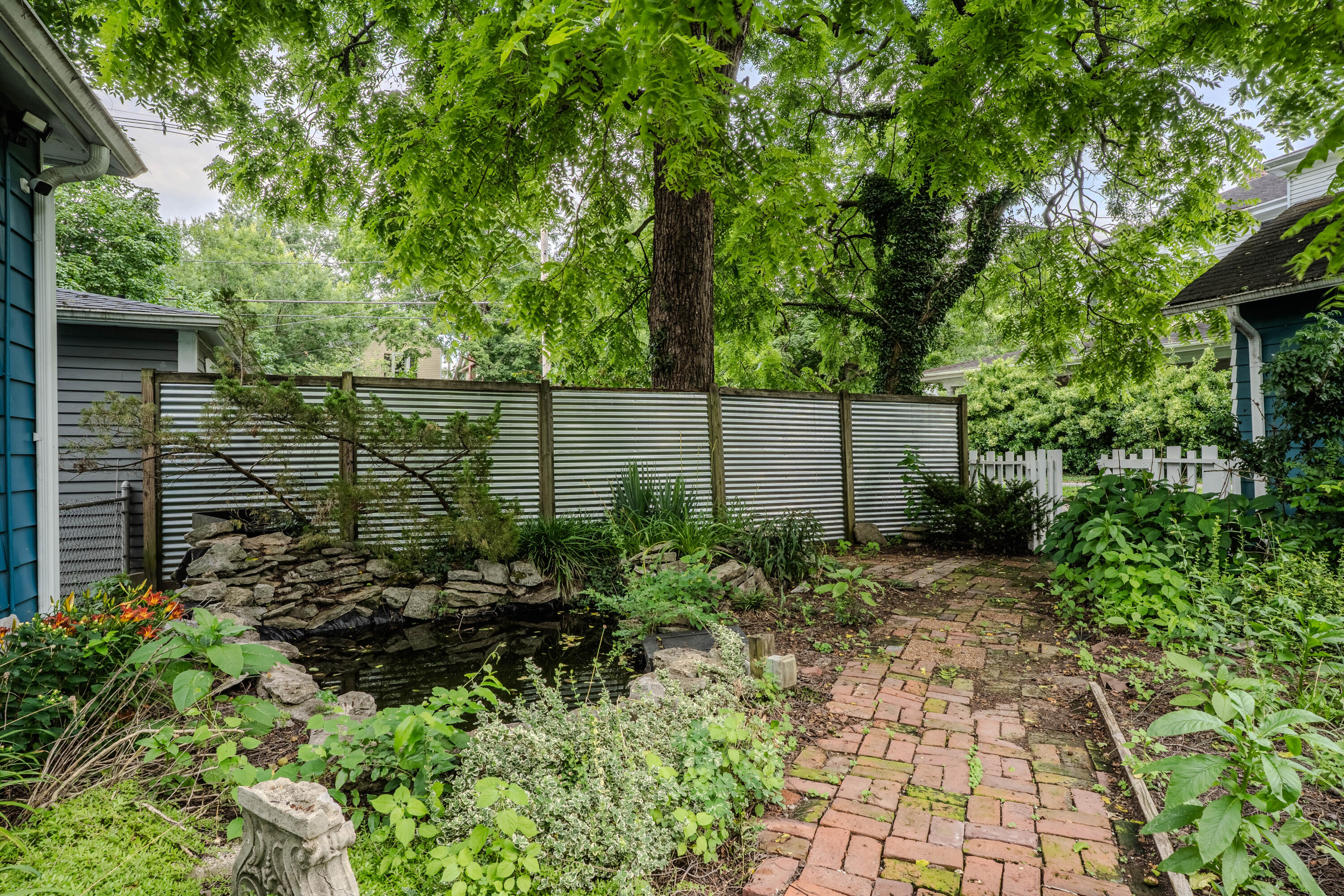 123 E Campbell Street Property Photo 18