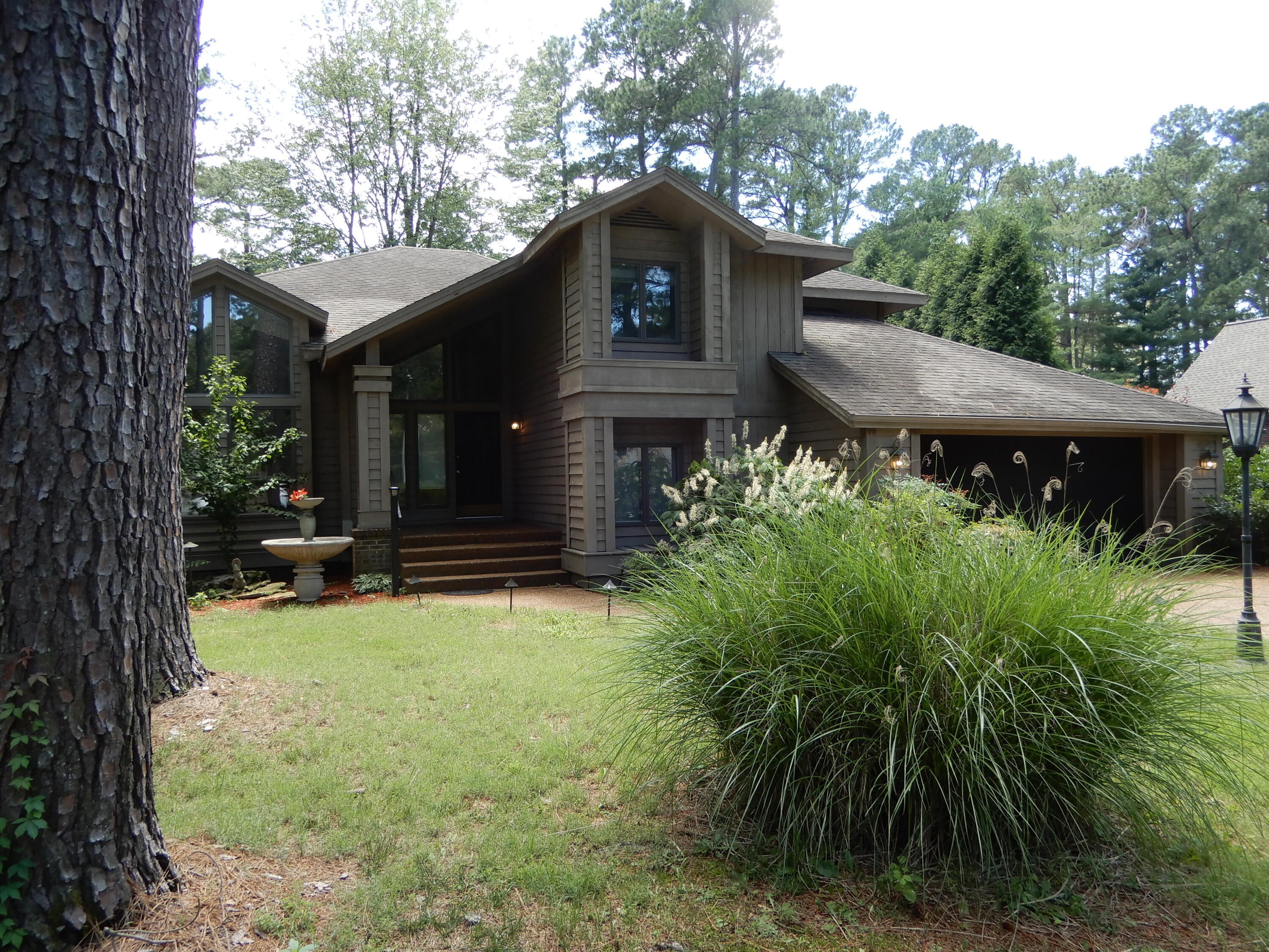 643 Whitney Drive Property Photo 9