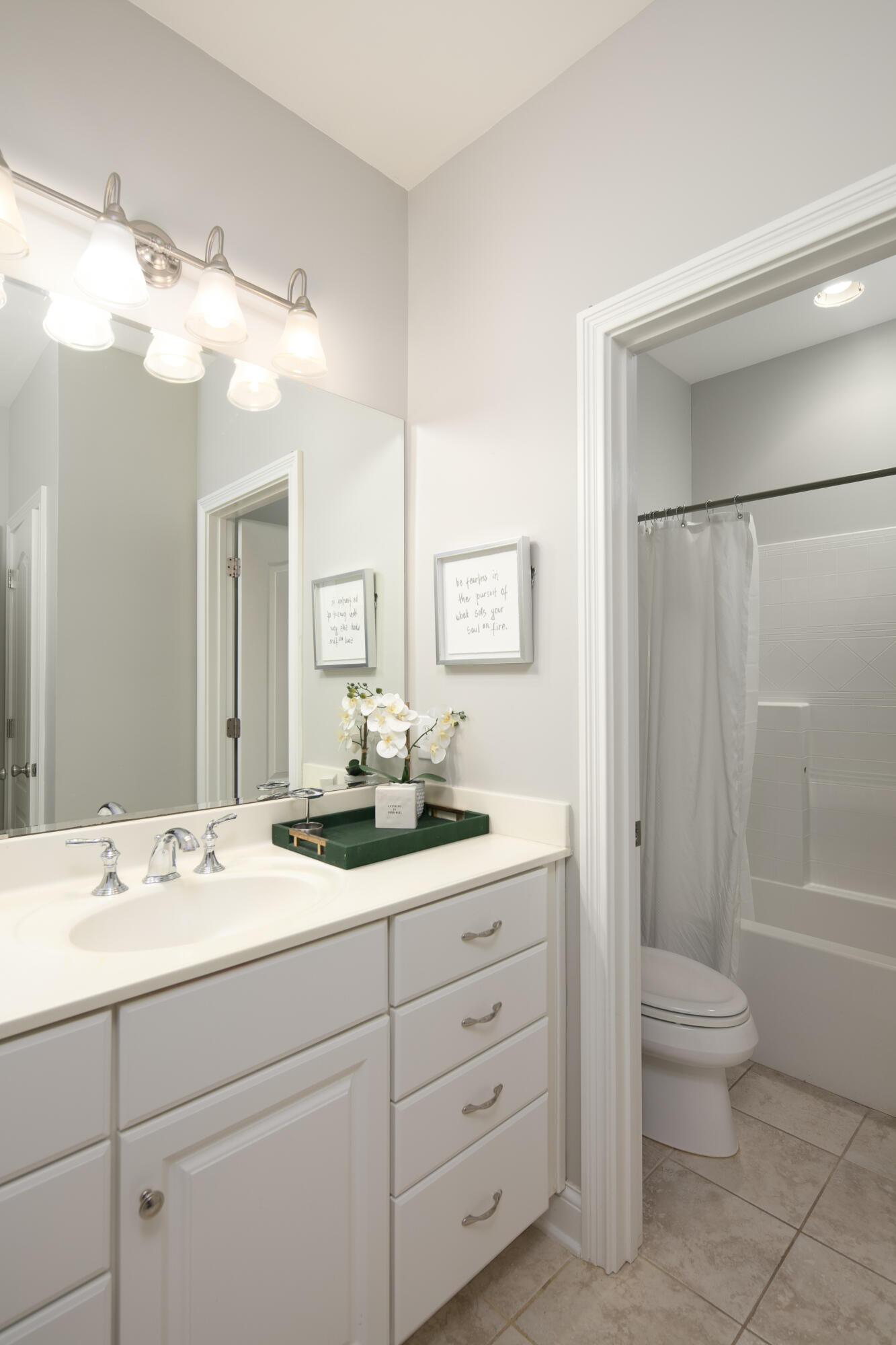 947 Star Shoot Parkway Property Photo 12