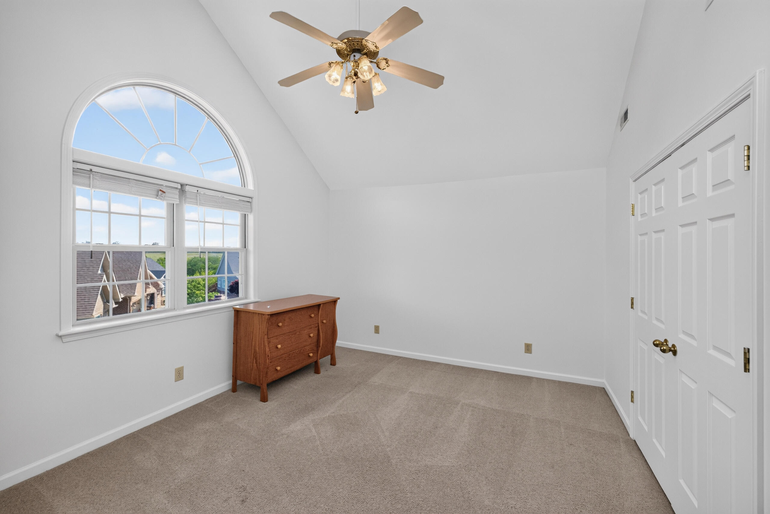936 Hunter Trail Property Photo 24